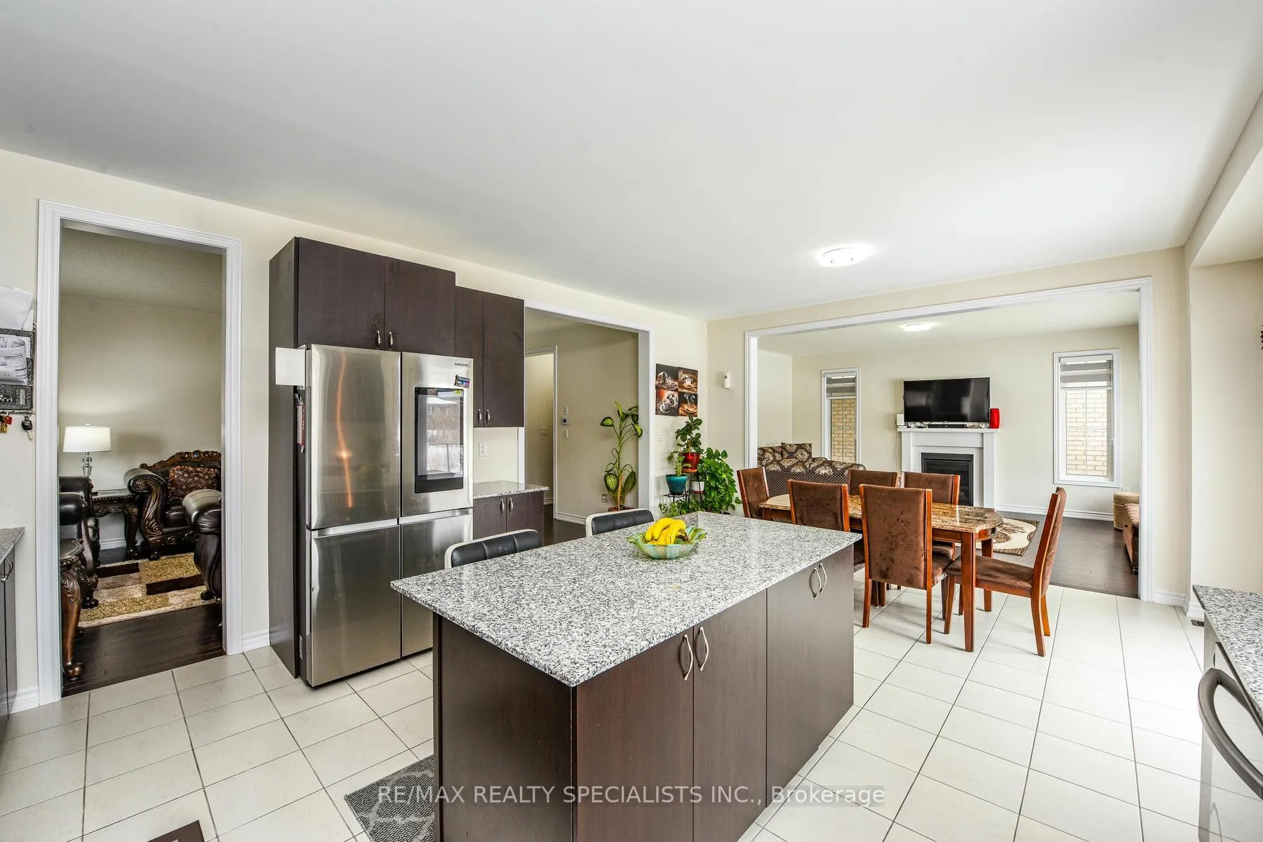 Photo 12 of 30 Portman Street, Caledon, Rural Caledon — HOMEH