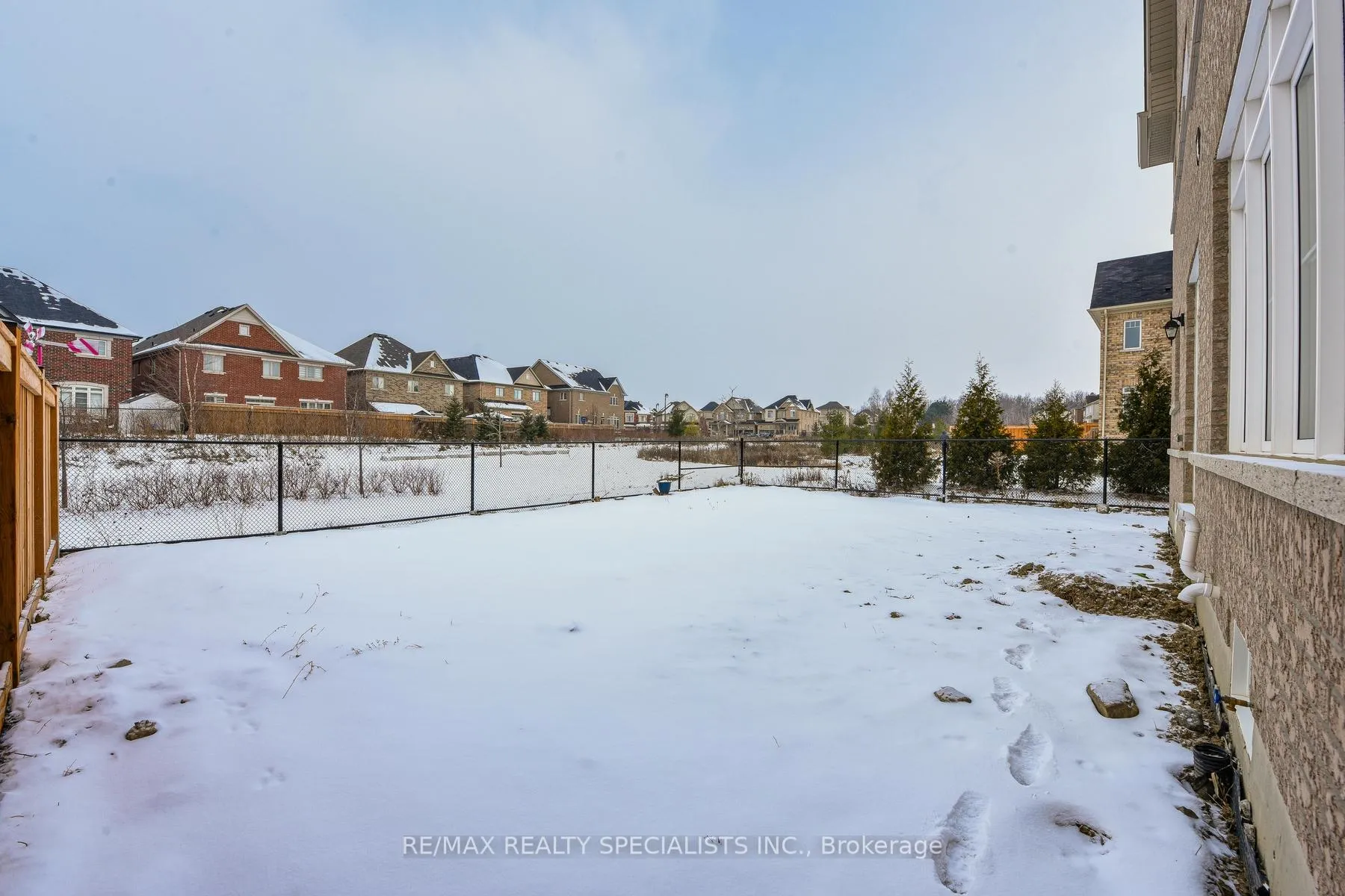 Photo 38 of 30 Portman Street, Caledon, Rural Caledon — HOMEH
