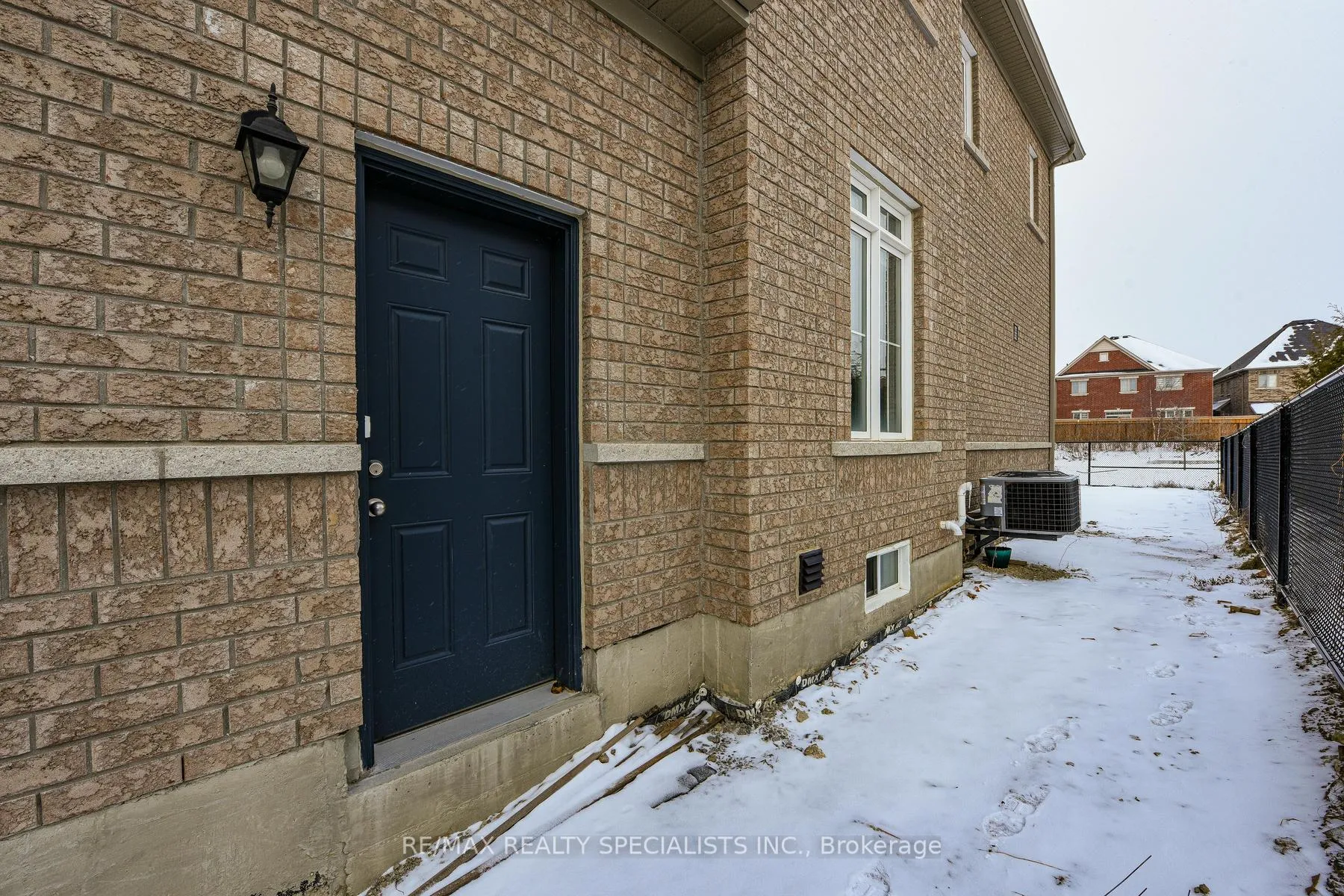 Photo 40 of 30 Portman Street, Caledon, Rural Caledon — HOMEH