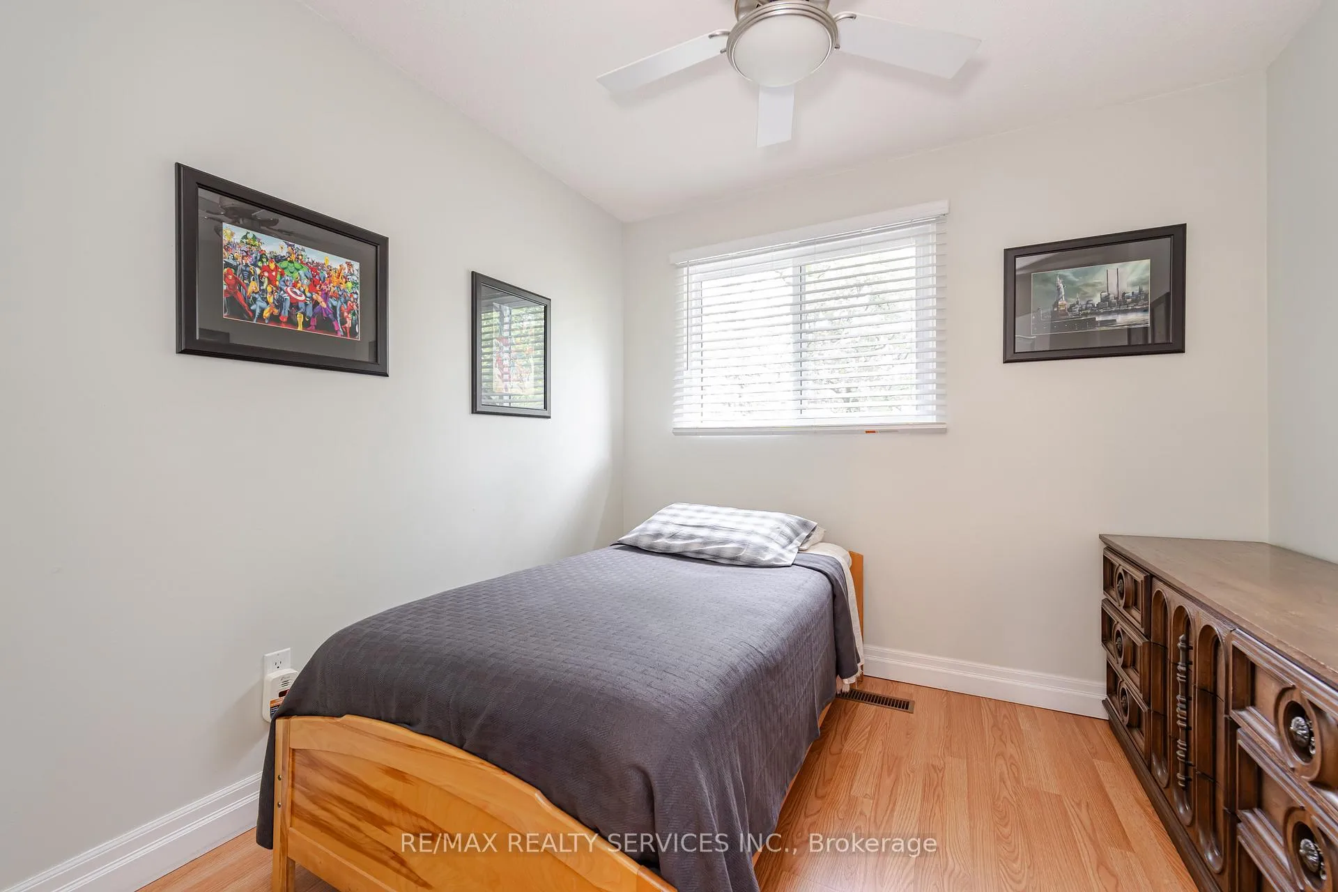 Photo 27 of 54 Tara Park Crescent, Brampton, Brampton North — HOMEH