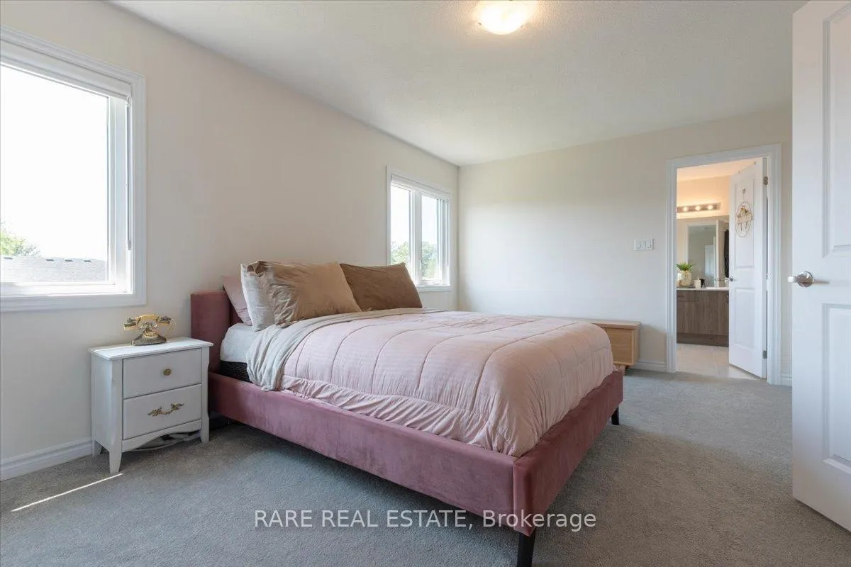 Photo 9 of 96 Berkely Street, Wasaga Beach — HOMEH