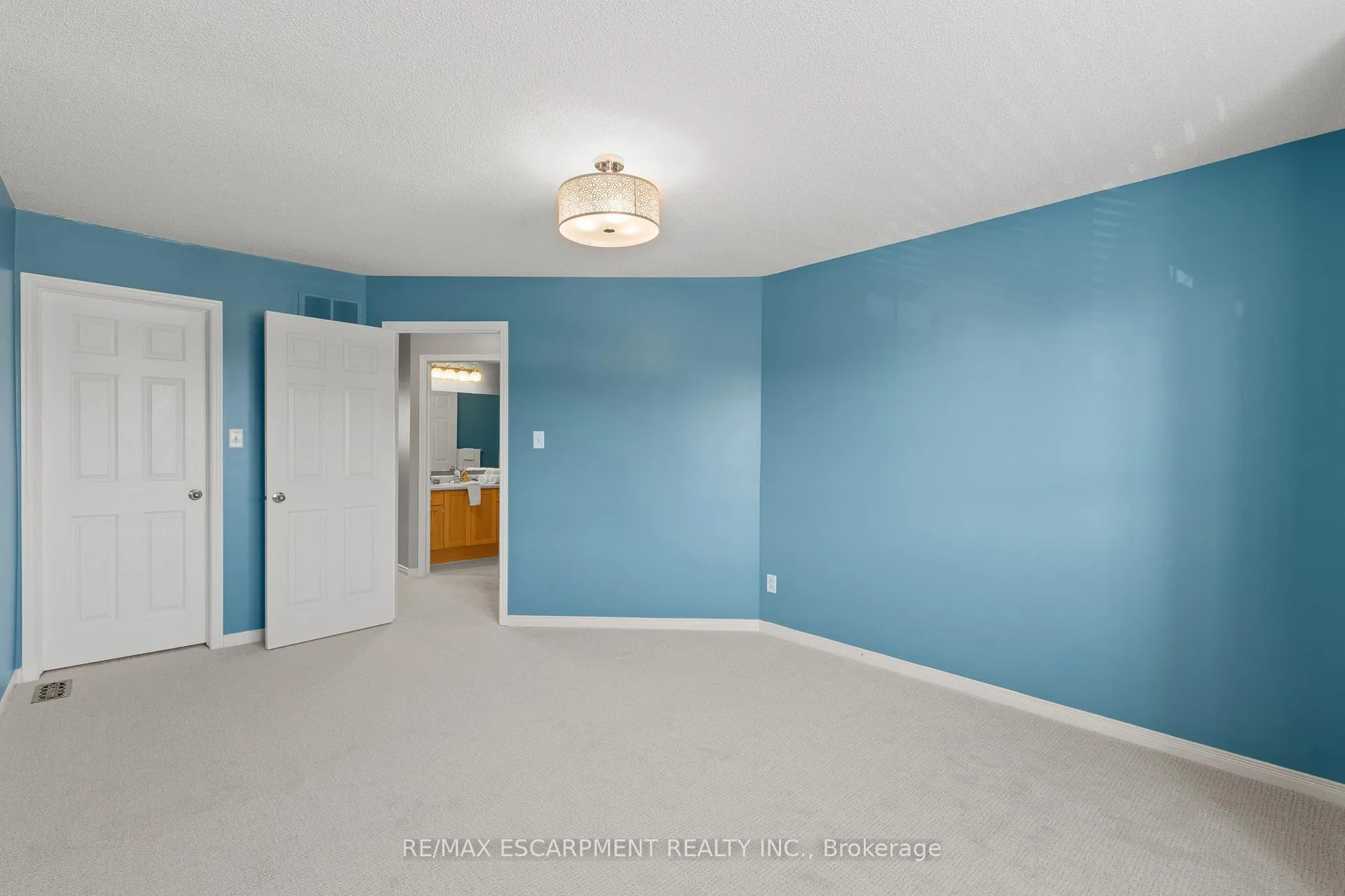 Photo 17 of Unit 2, 134 Terni Boulevard, Hamilton, Allison — HOMEH