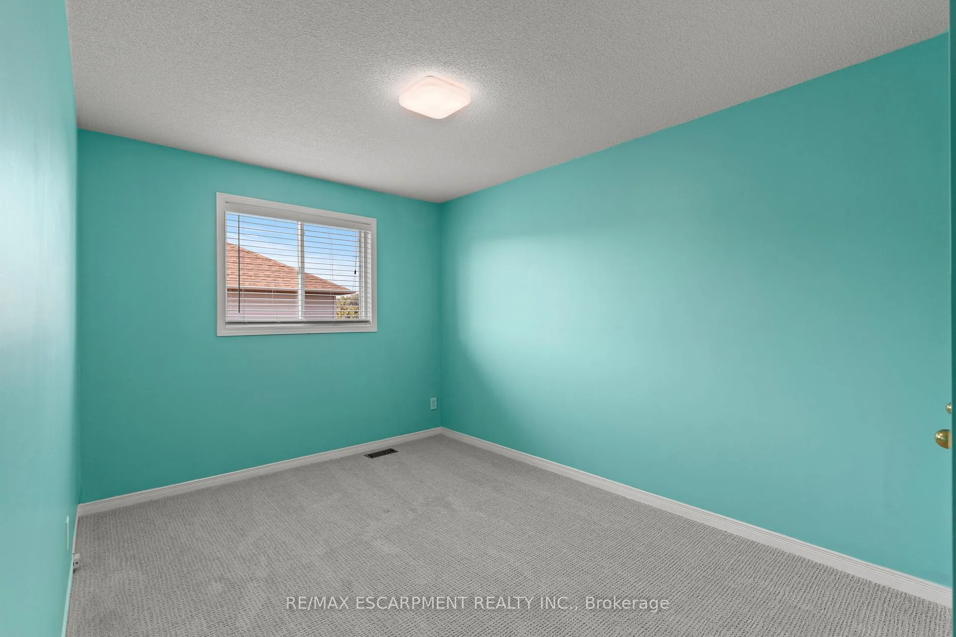 Photo 19 of Unit 2, 134 Terni Boulevard, Hamilton, Allison — HOMEH