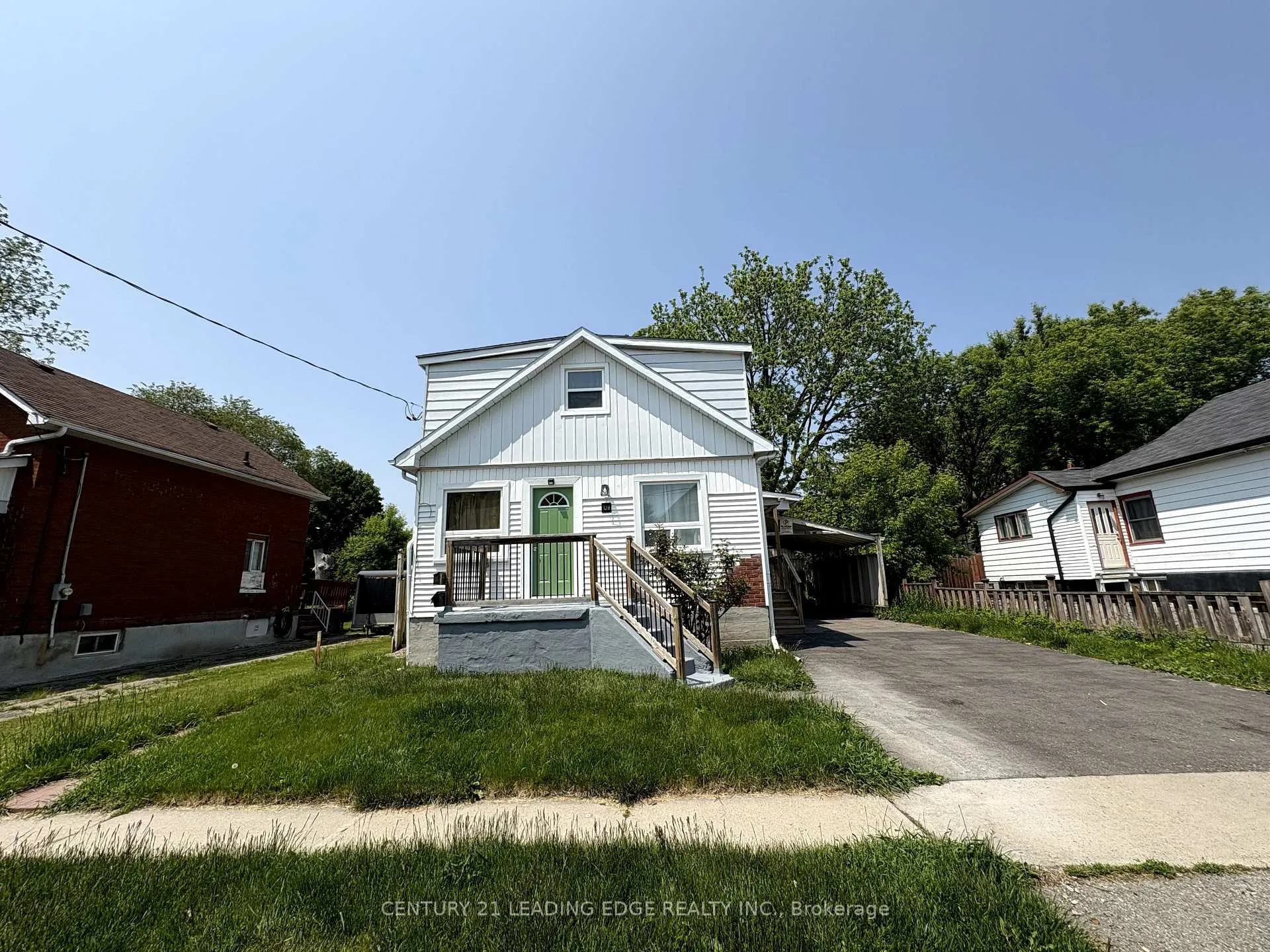 Photo 2 of 128 Summer Street, Oshawa, Central — HOMEH