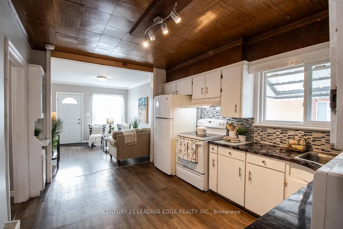 Photo 15 of 128 Summer Street, Oshawa, Central — HOMEH