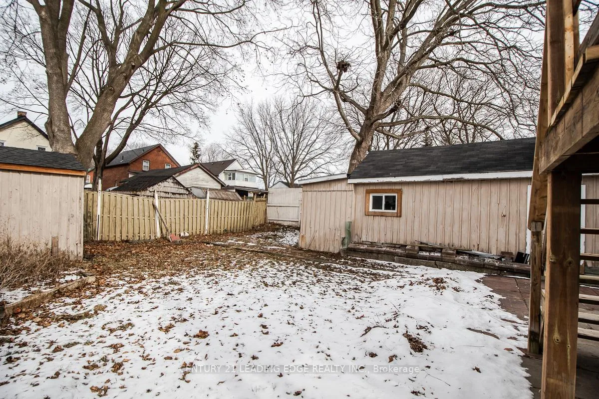 Photo 35 of 128 Summer Street, Oshawa, Central — HOMEH