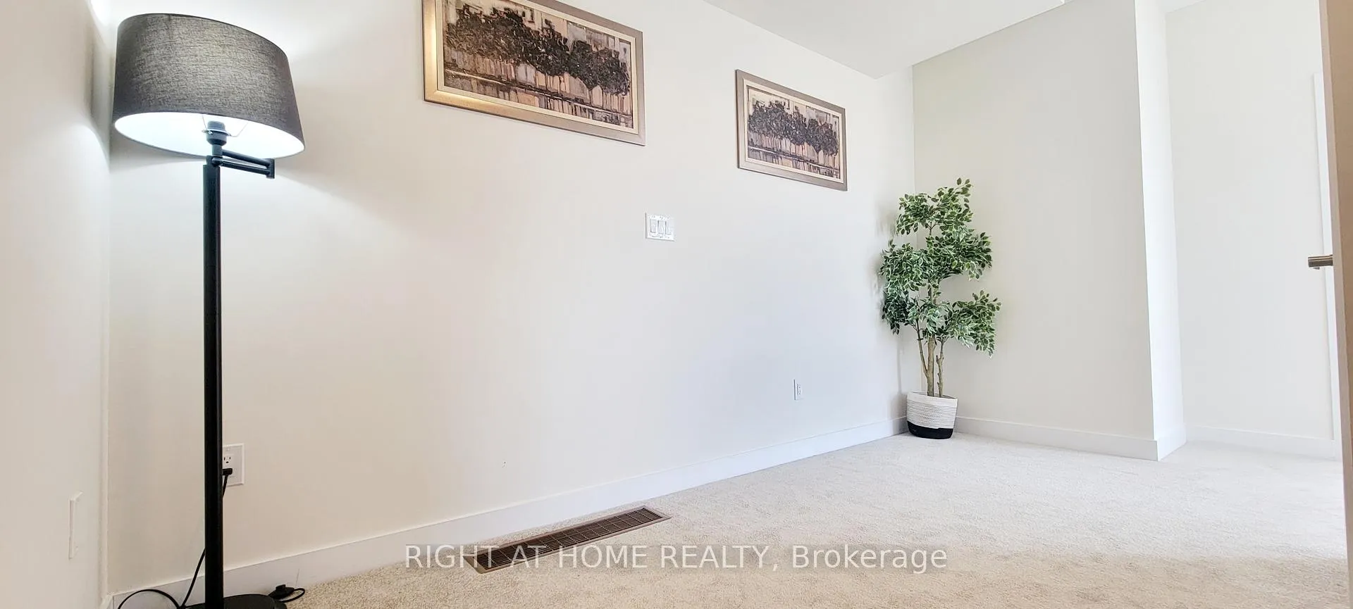 Photo 11 of 121 Stauffer Crescent, Markham, Cornell — HOMEH