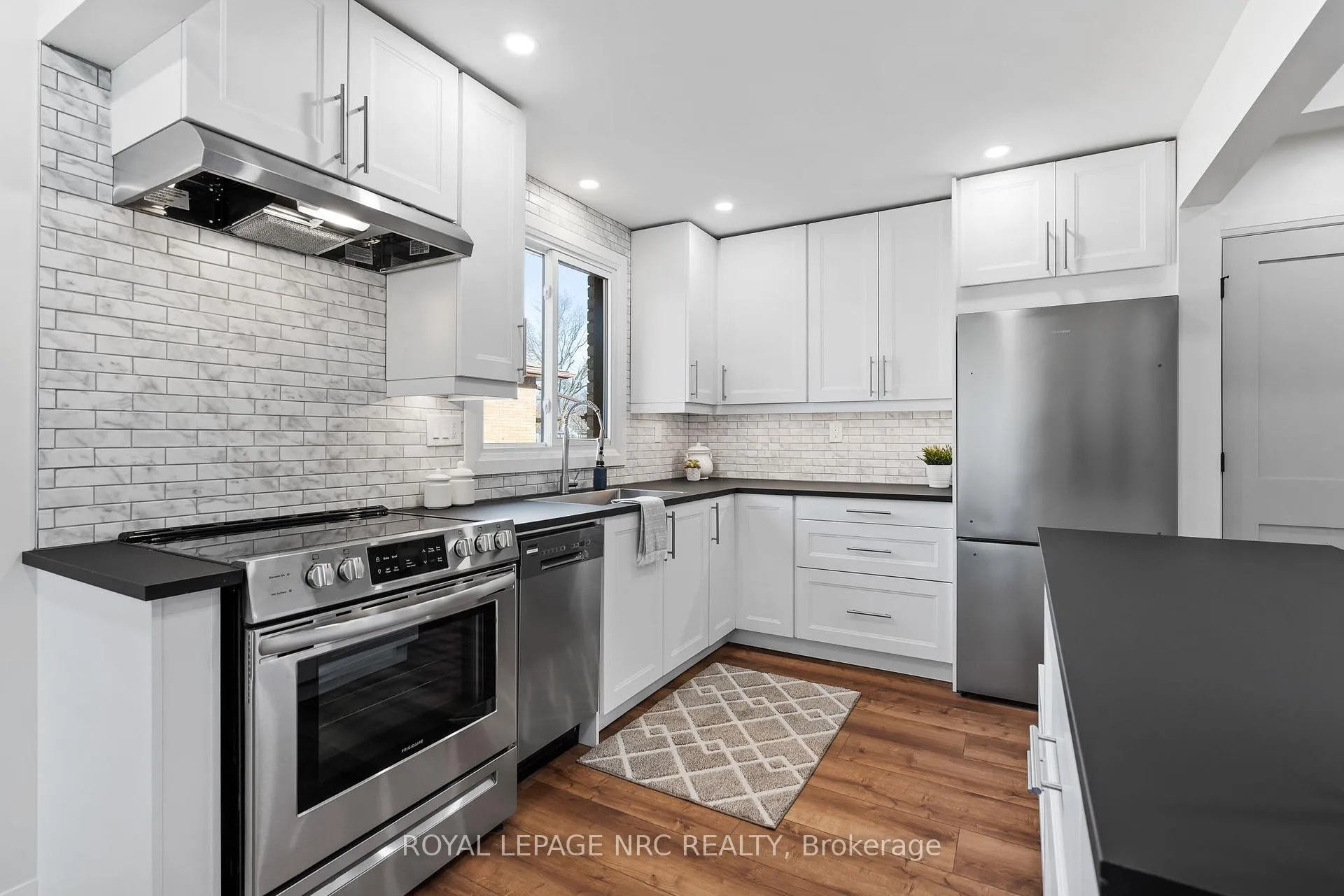 Photo 9 of Unit Upper, 4908 Pettit Avenue, Niagara Falls, Morrison — HOMEH