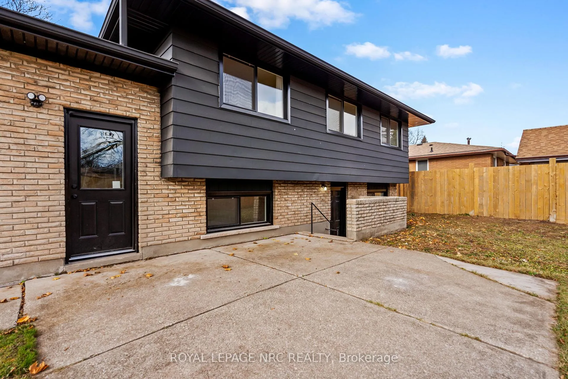 Photo 27 of Unit Upper, 4908 Pettit Avenue, Niagara Falls, Morrison — HOMEH