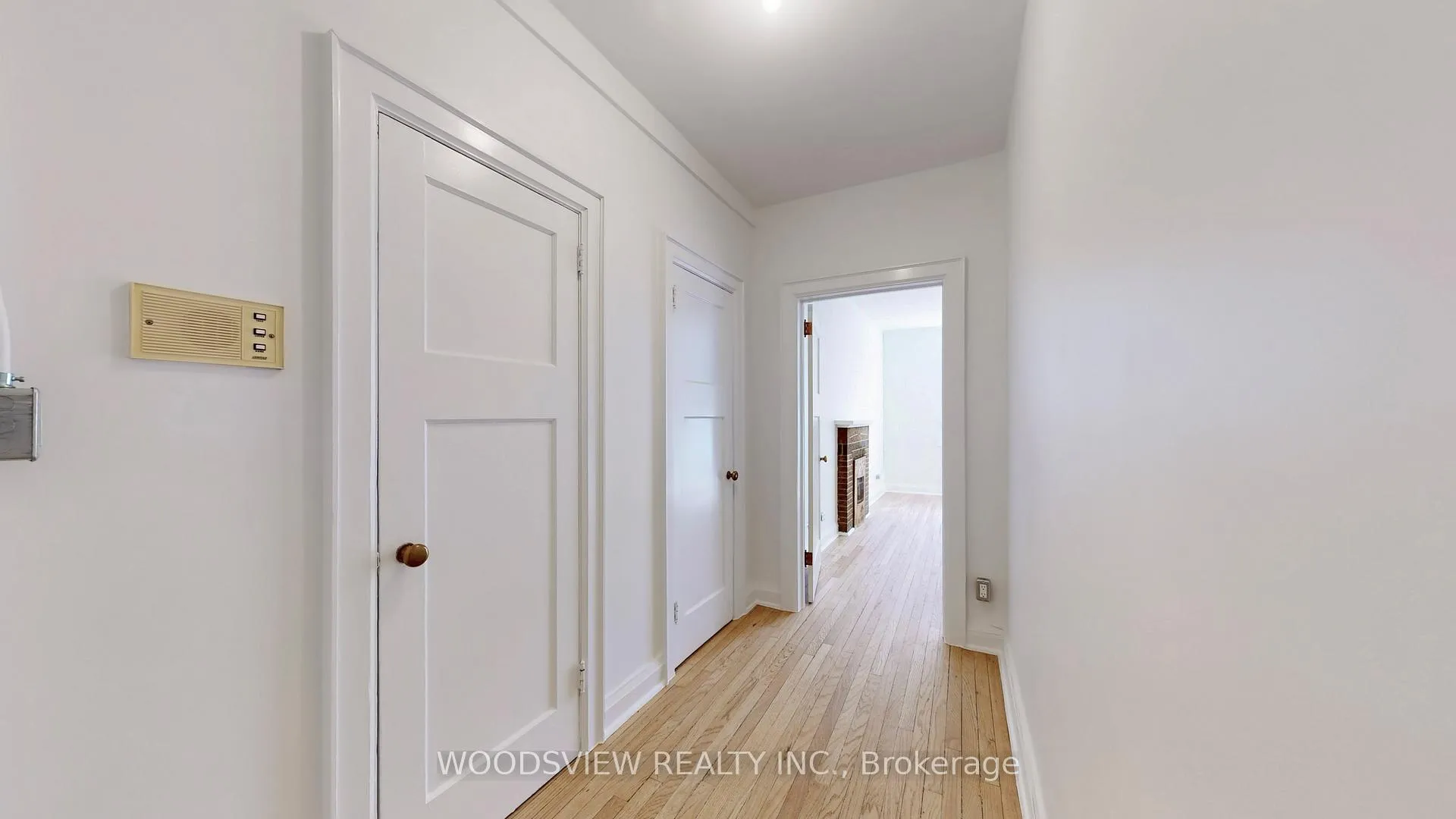 Photo 4 of Unit 5, 42 Barton Avenue, Toronto, The Annex — HOMEH