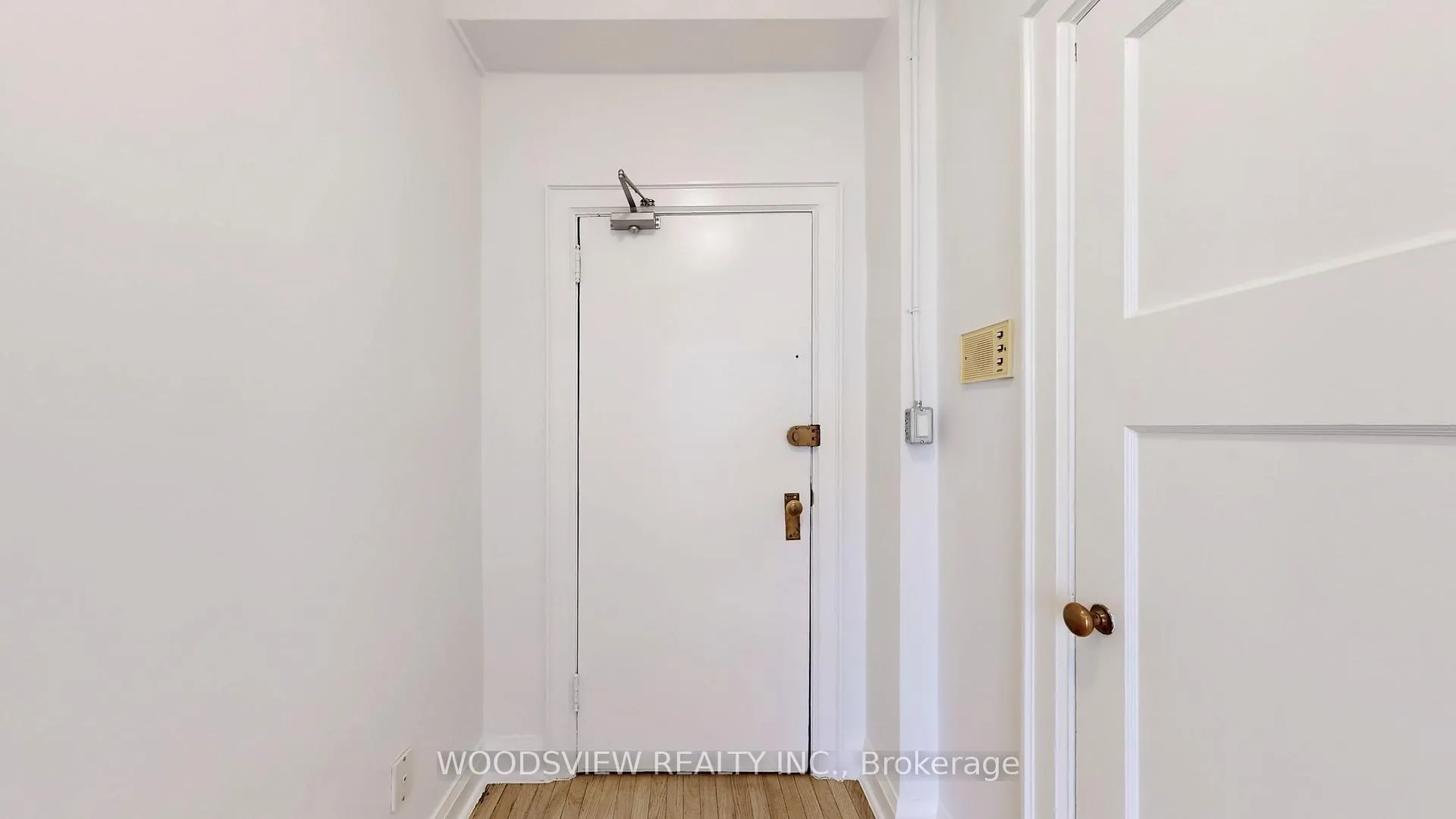 Photo 17 of Unit 5, 42 Barton Avenue, Toronto, The Annex — HOMEH