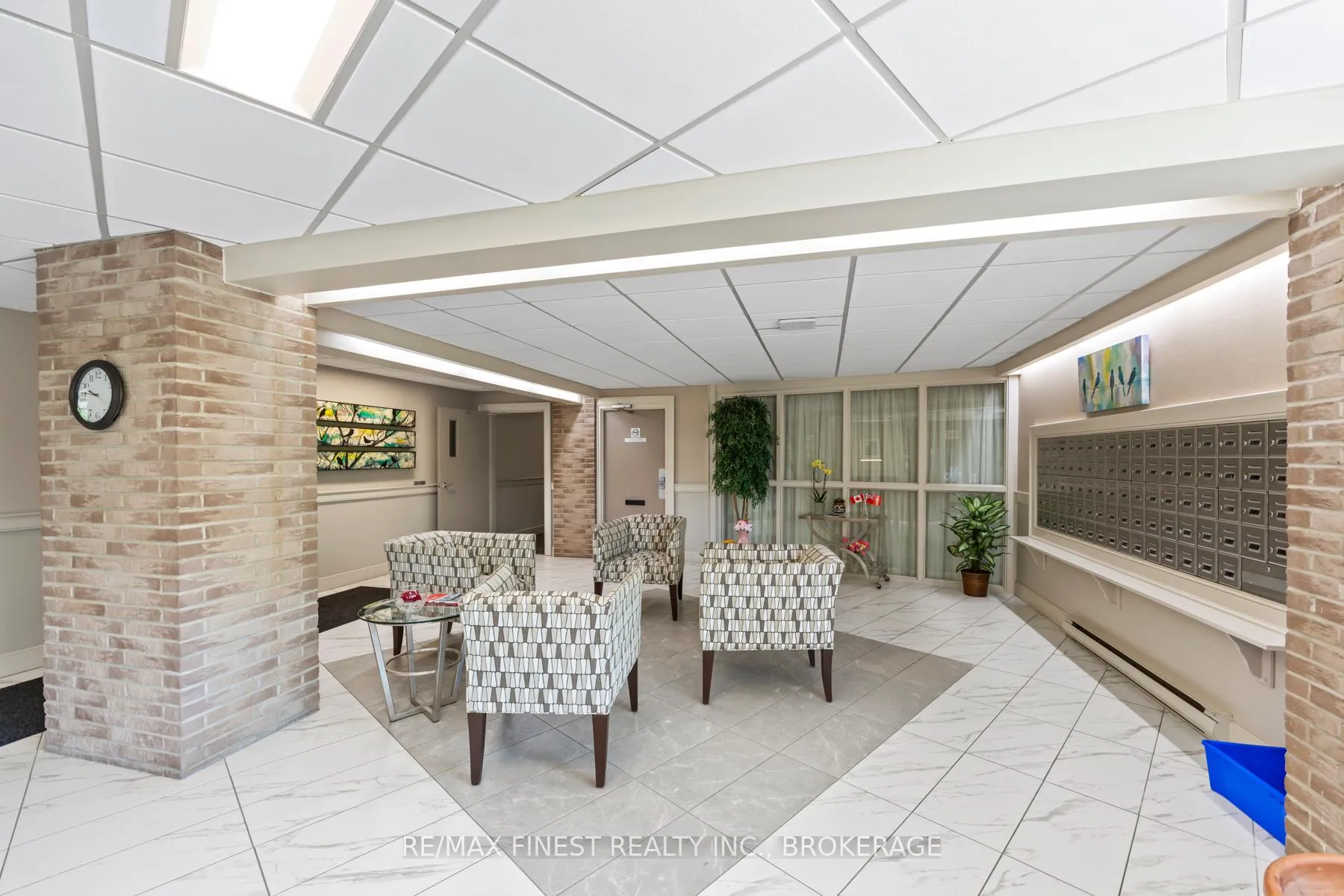 Photo 6 of Unit 102, 334 Queen Mary Road, Kingston, West of Sir John A. Blvd — HOMEH