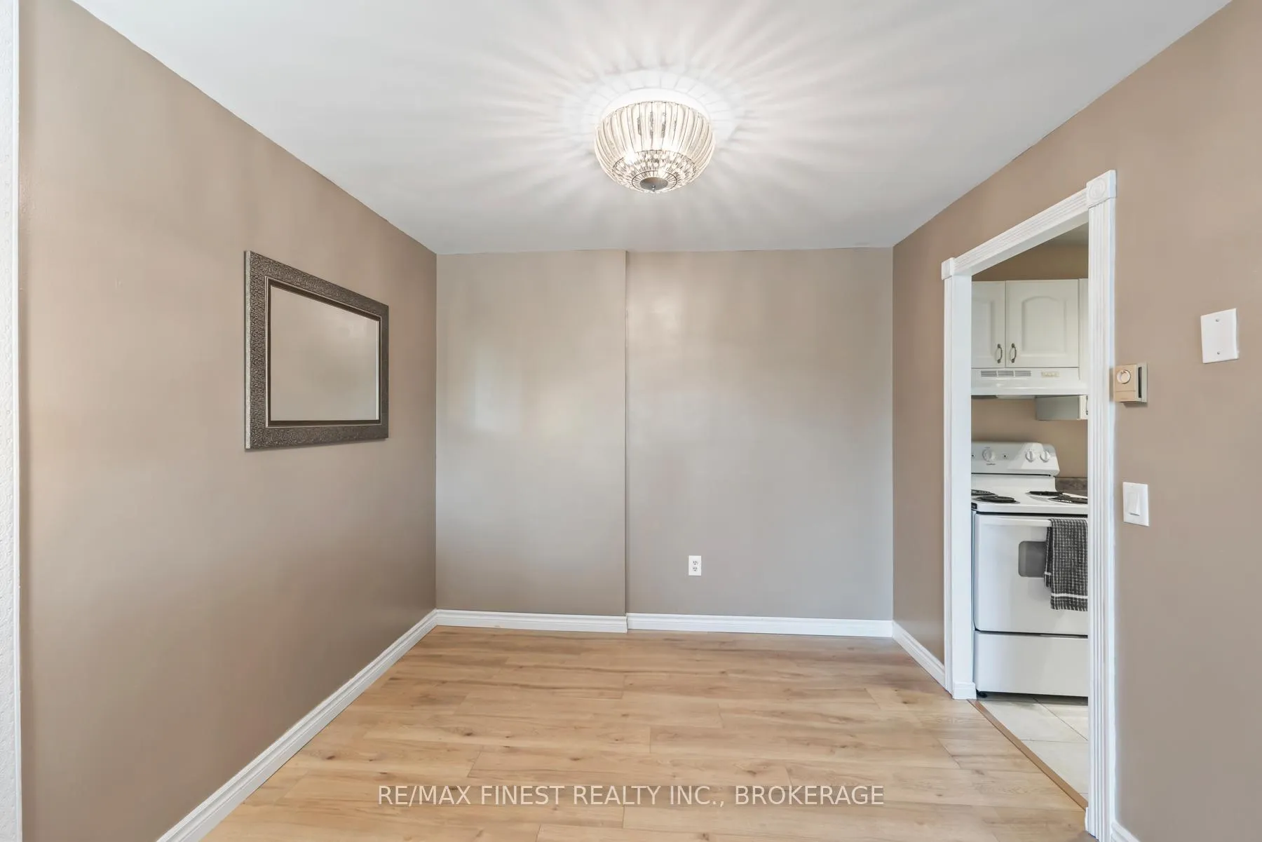 Photo 17 of Unit 102, 334 Queen Mary Road, Kingston, West of Sir John A. Blvd — HOMEH