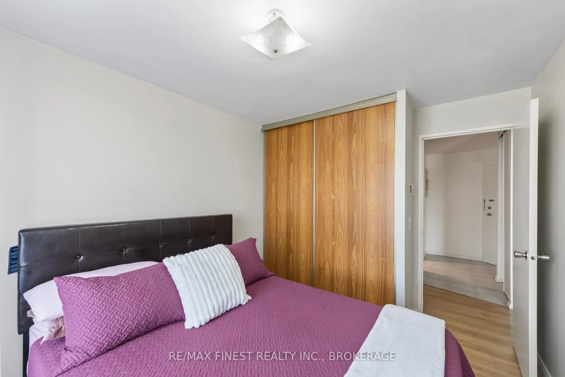 Photo 24 of Unit 102, 334 Queen Mary Road, Kingston, West of Sir John A. Blvd — HOMEH