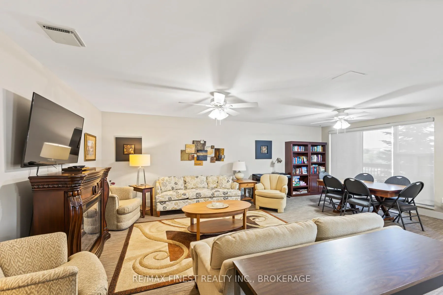 Photo 31 of Unit 102, 334 Queen Mary Road, Kingston, West of Sir John A. Blvd — HOMEH