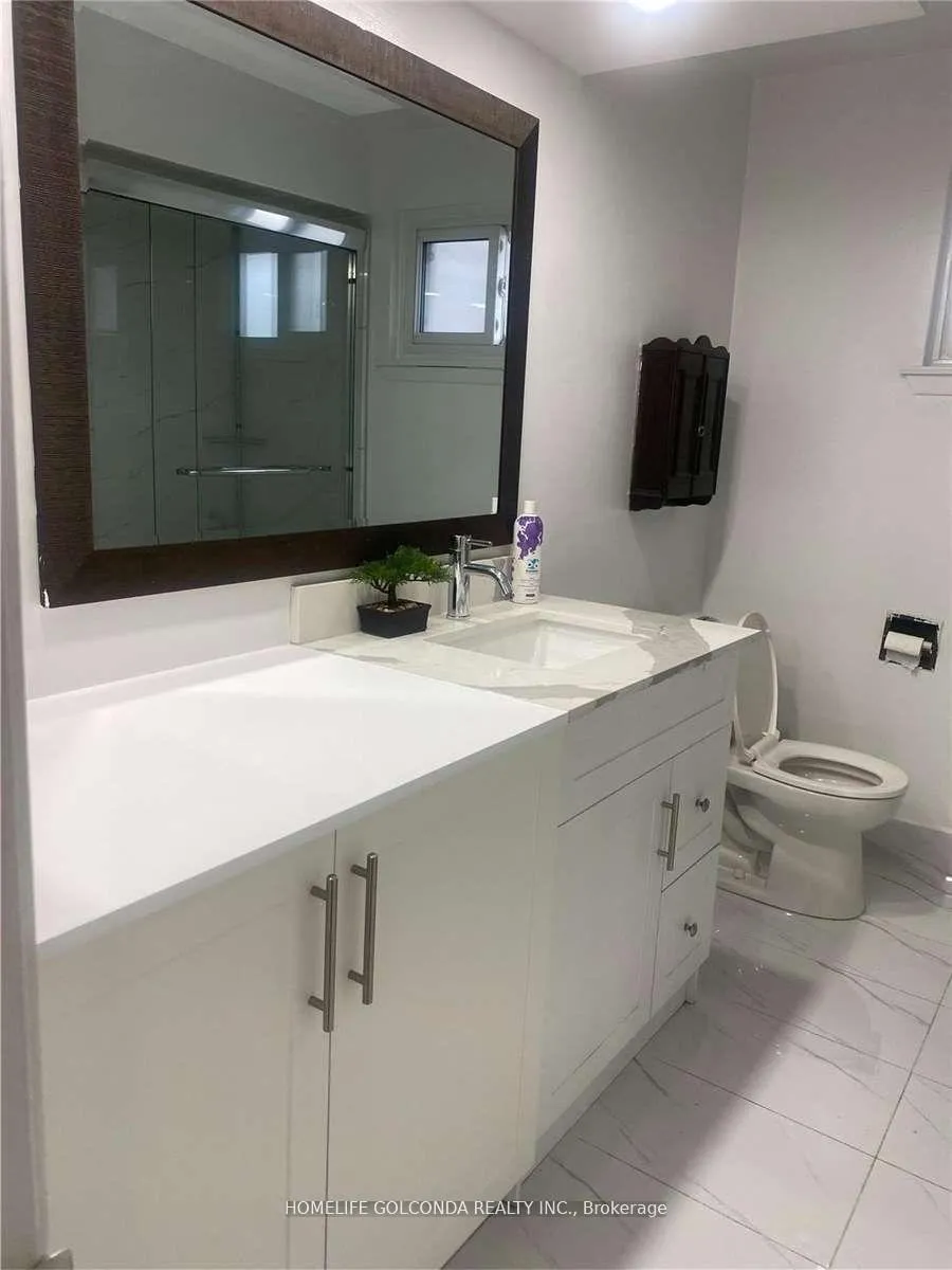 Photo 4 of 149 Fitzgerald Avenue, Markham, Unionville — HOMEH