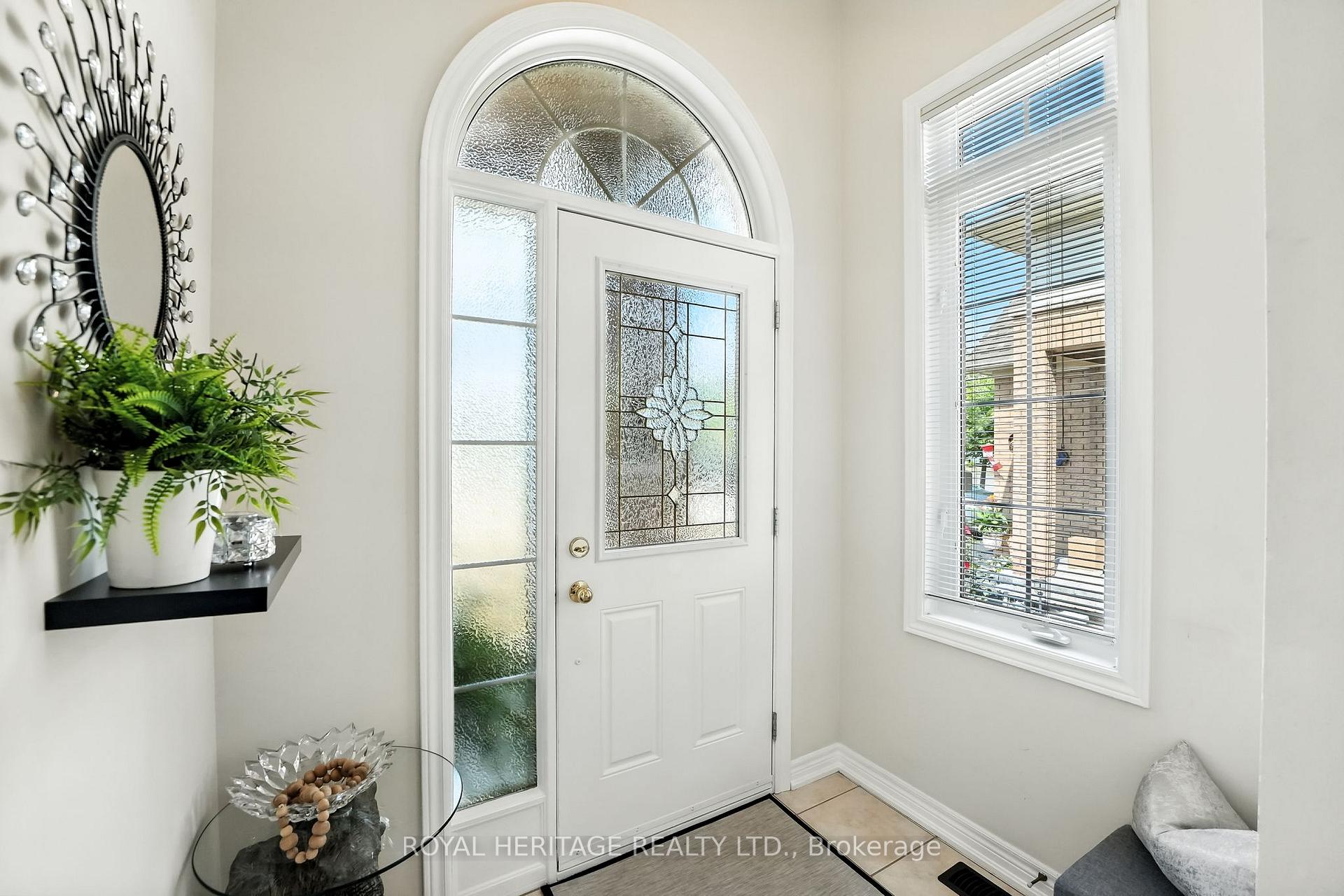 Photo 5 of 67 Albert Street, Clarington, Bowmanville — HOMEH
