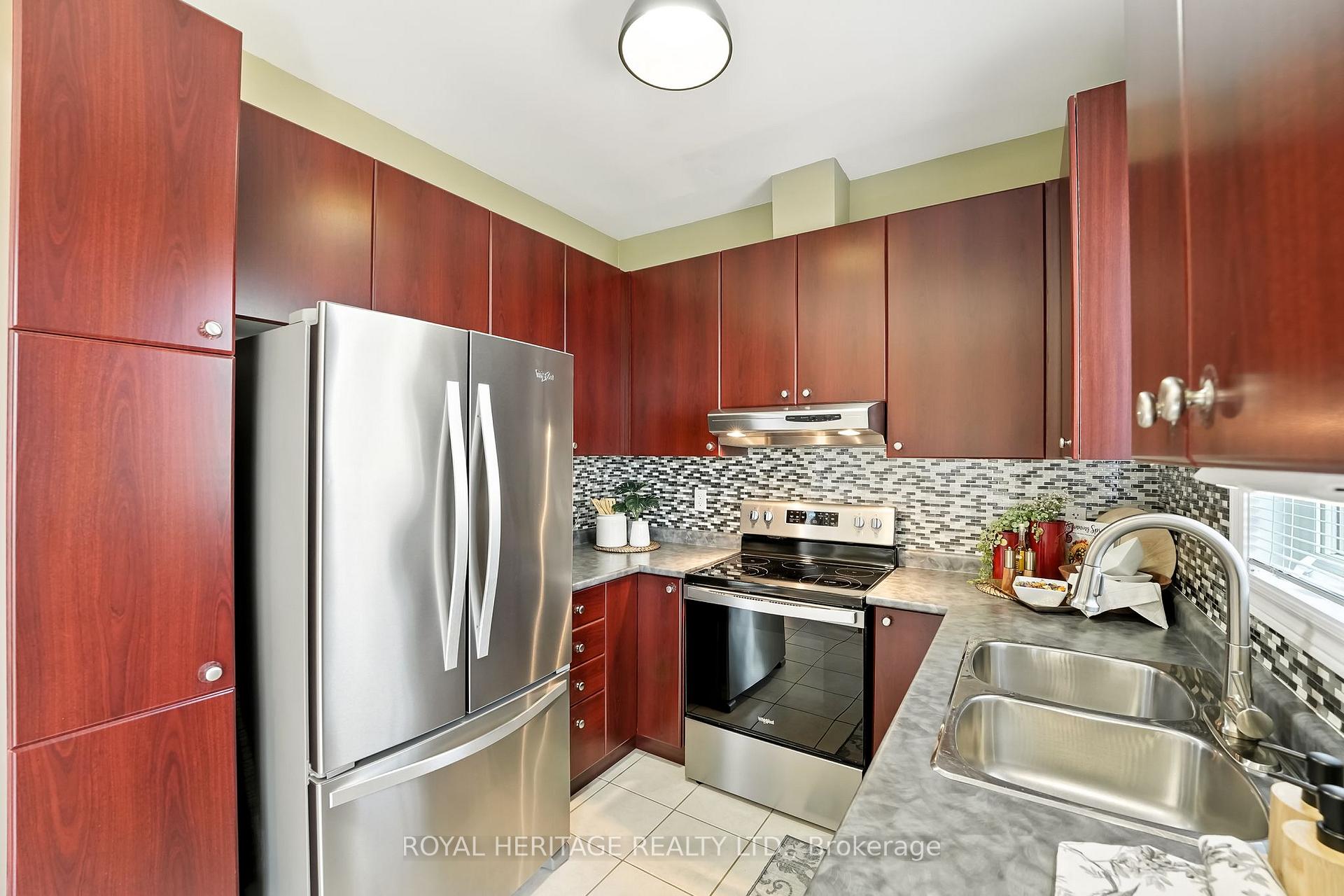Photo 14 of 67 Albert Street, Clarington, Bowmanville — HOMEH