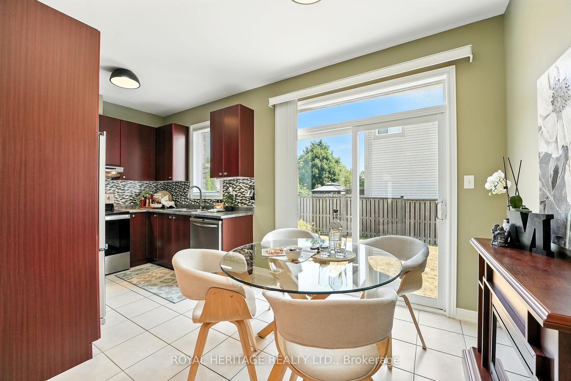 Photo 19 of 67 Albert Street, Clarington, Bowmanville — HOMEH