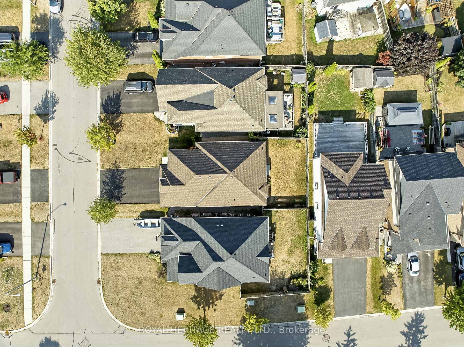 Photo 41 of 67 Albert Street, Clarington, Bowmanville — HOMEH