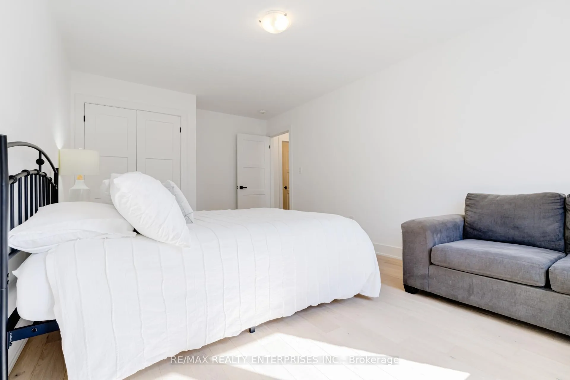 Photo 28 of 61 Wheatfield Road, Barrie, Rural Barrie Southeast — HOMEH