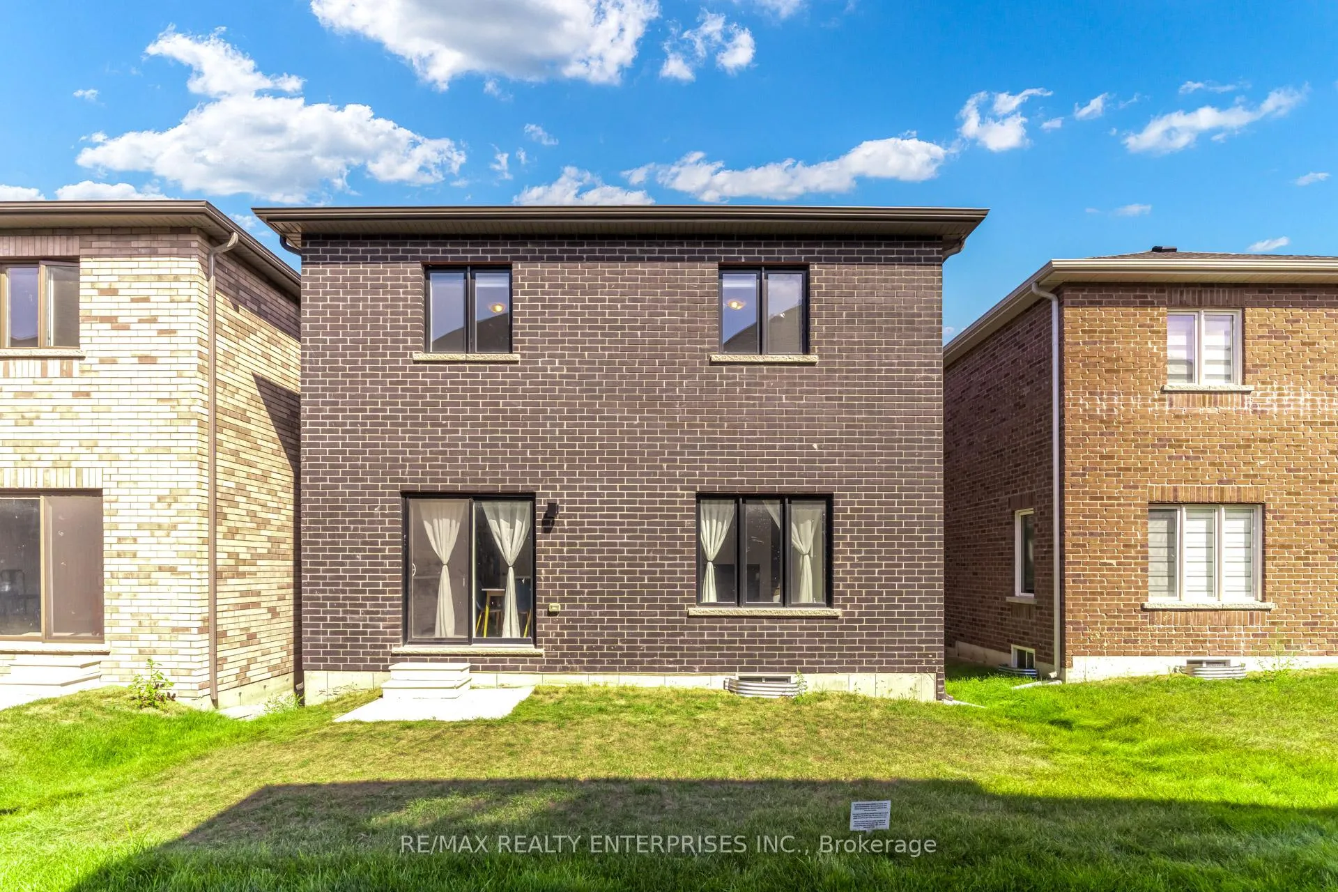 Photo 34 of 61 Wheatfield Road, Barrie, Rural Barrie Southeast — HOMEH