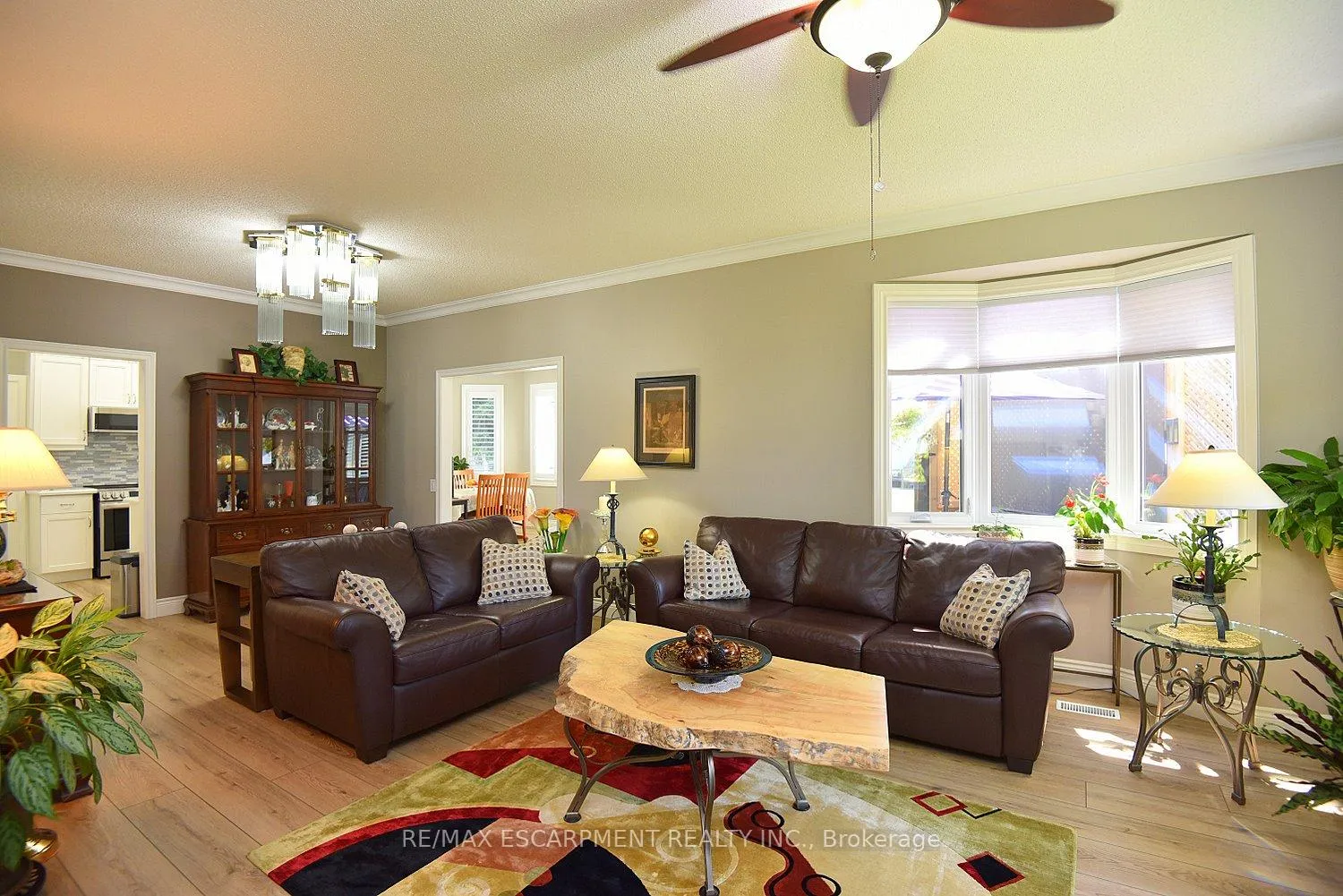 Photo 9 of 241 Silverbirch Boulevard, Hamilton, Mount Hope — HOMEH