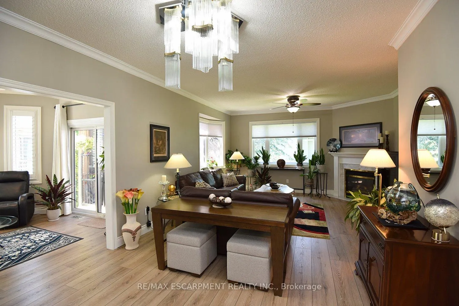 Photo 12 of 241 Silverbirch Boulevard, Hamilton, Mount Hope — HOMEH