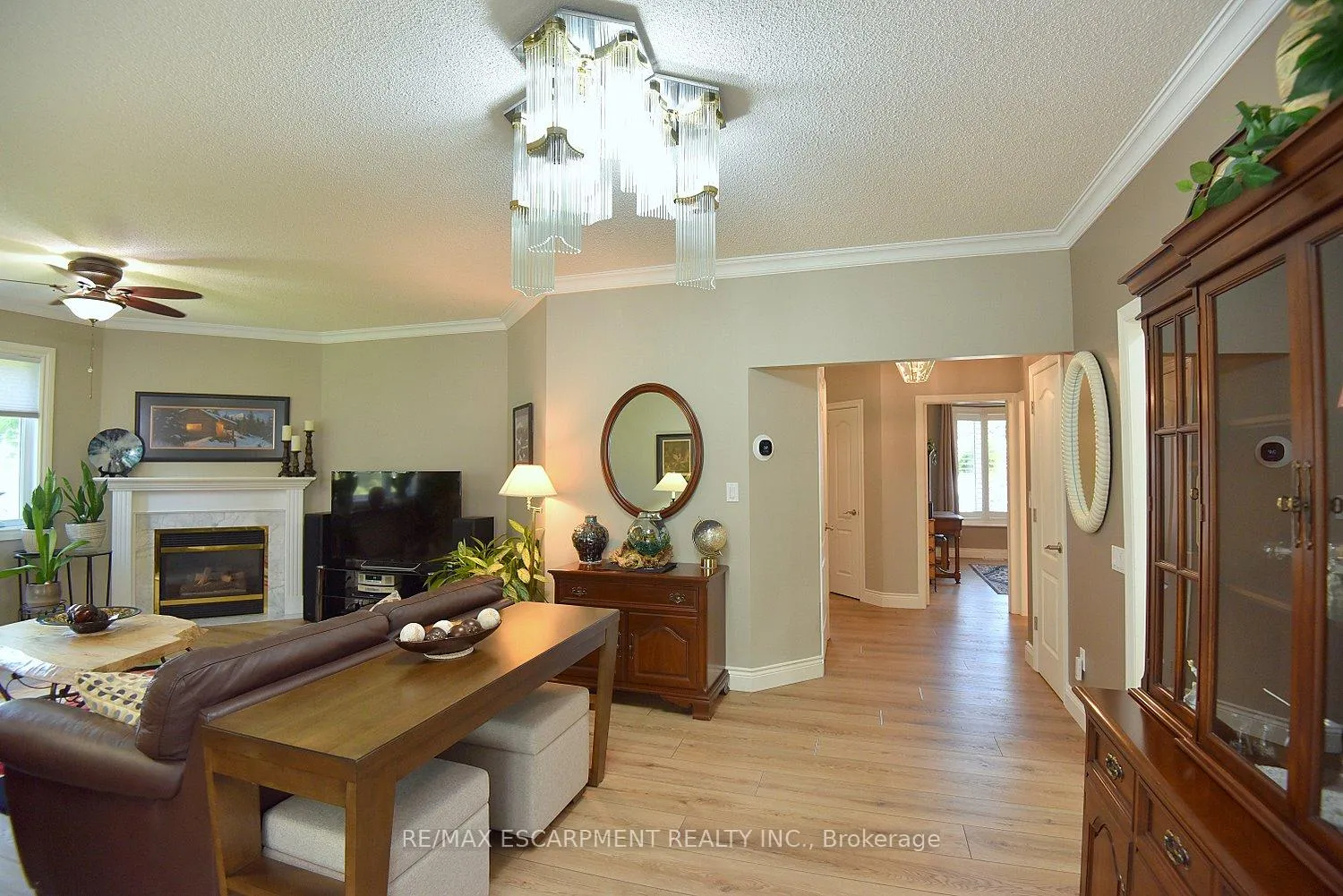 Photo 13 of 241 Silverbirch Boulevard, Hamilton, Mount Hope — HOMEH