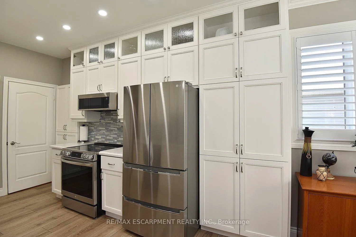 Photo 16 of 241 Silverbirch Boulevard, Hamilton, Mount Hope — HOMEH