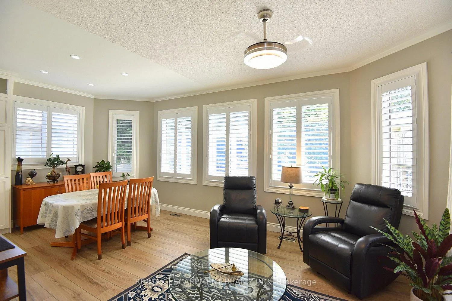 Photo 21 of 241 Silverbirch Boulevard, Hamilton, Mount Hope — HOMEH