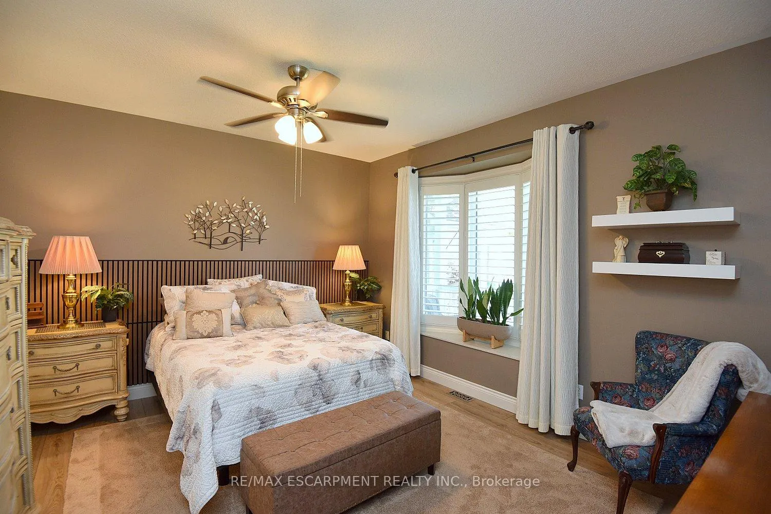 Photo 24 of 241 Silverbirch Boulevard, Hamilton, Mount Hope — HOMEH