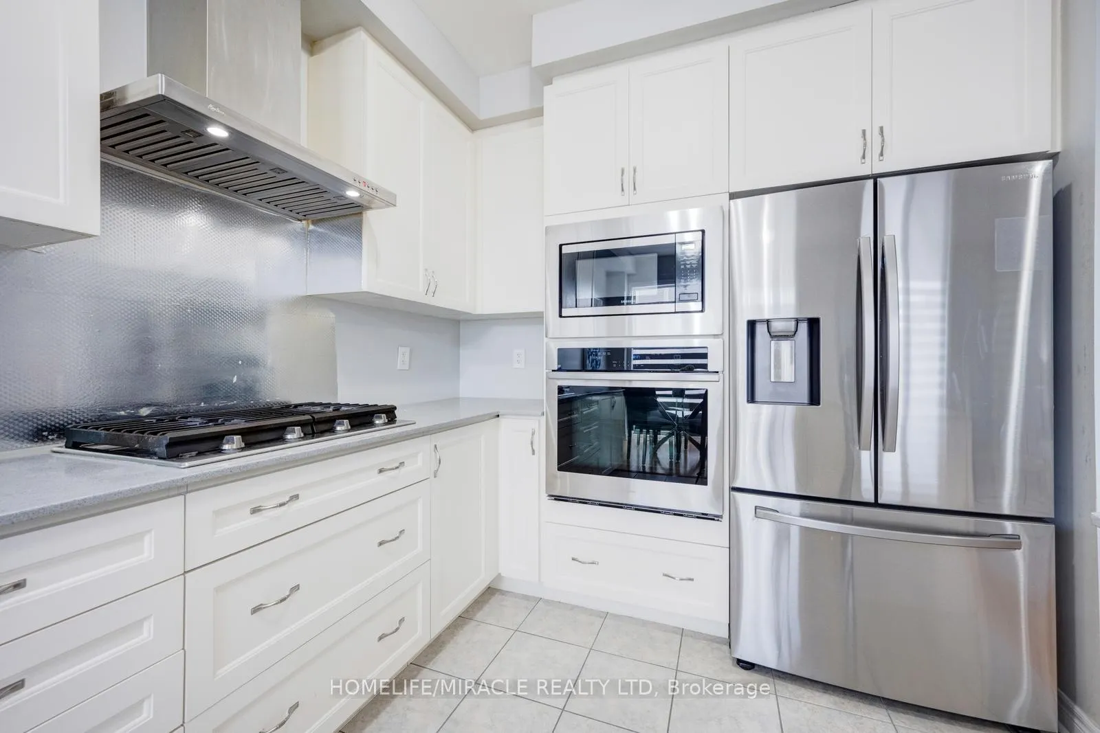 Photo 13 of 44 Matterhorn Road, Brampton, Northwest Brampton — HOMEH