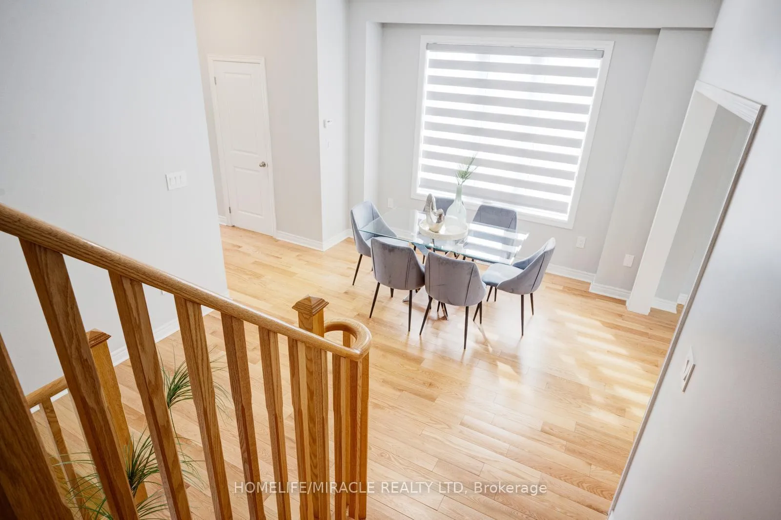 Photo 23 of 44 Matterhorn Road, Brampton, Northwest Brampton — HOMEH