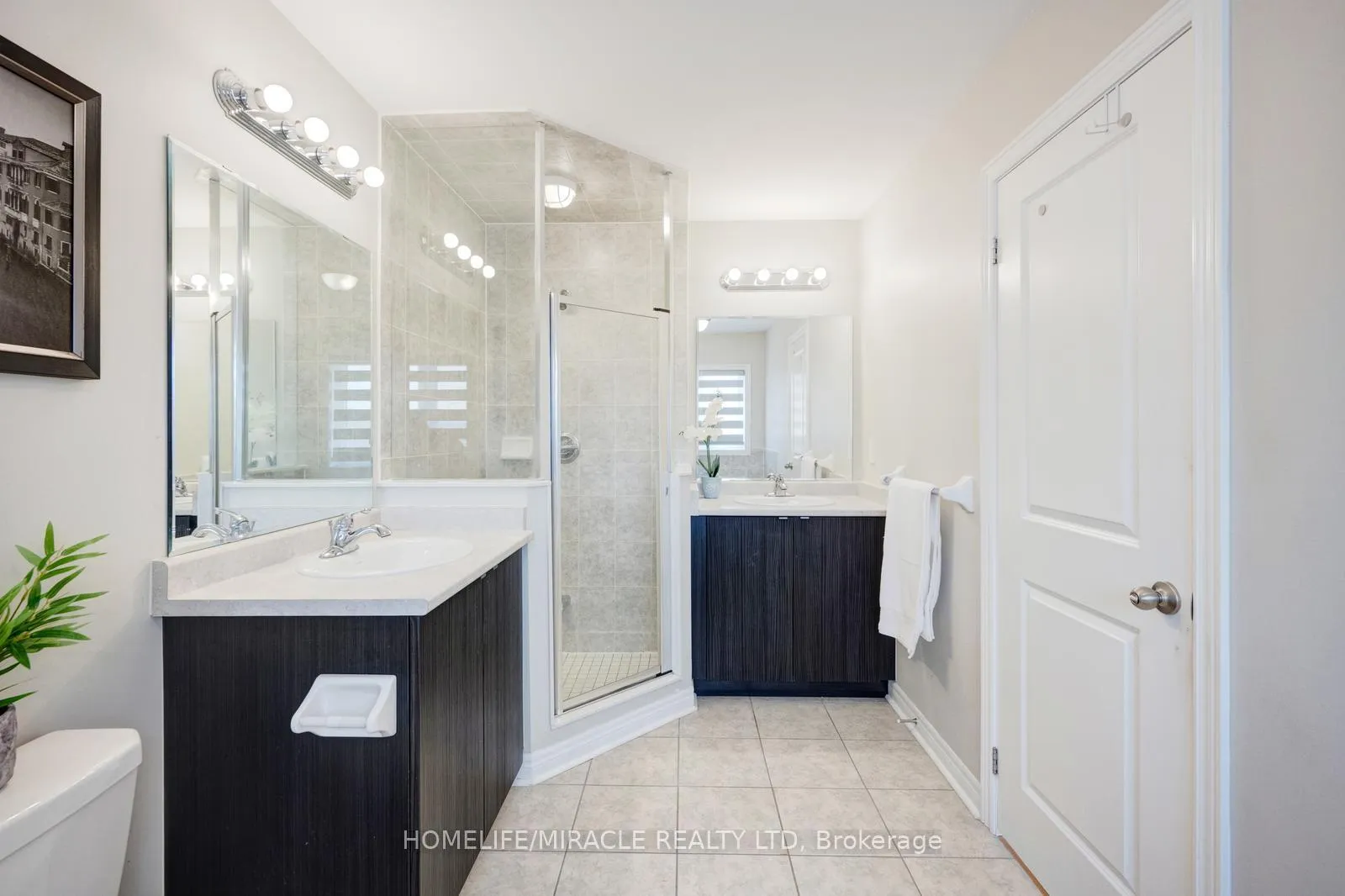 Photo 27 of 44 Matterhorn Road, Brampton, Northwest Brampton — HOMEH