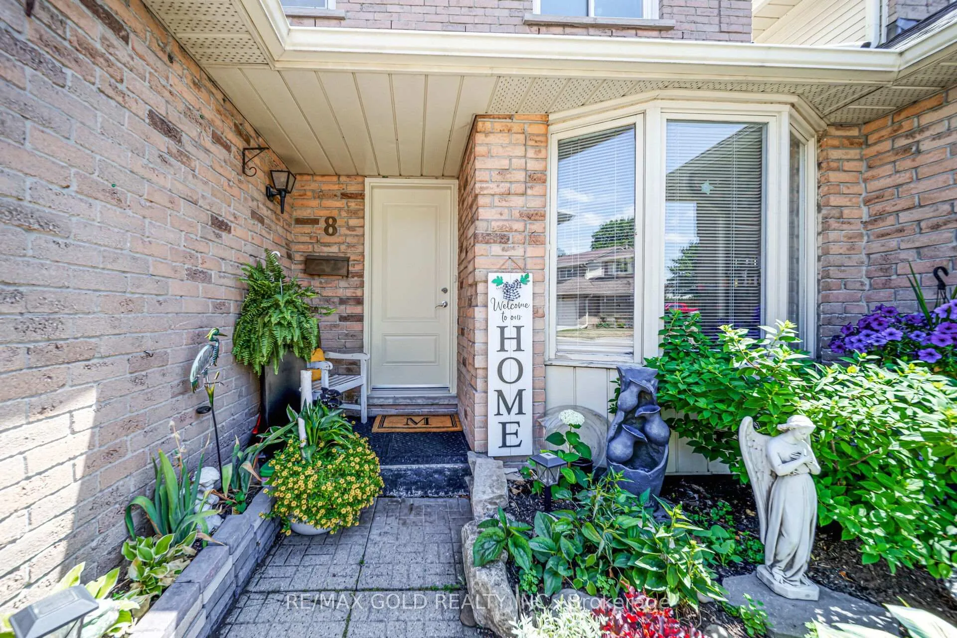 Photo 5 of Unit 8, 494 Barton Street, Hamilton, Stoney Creek — HOMEH