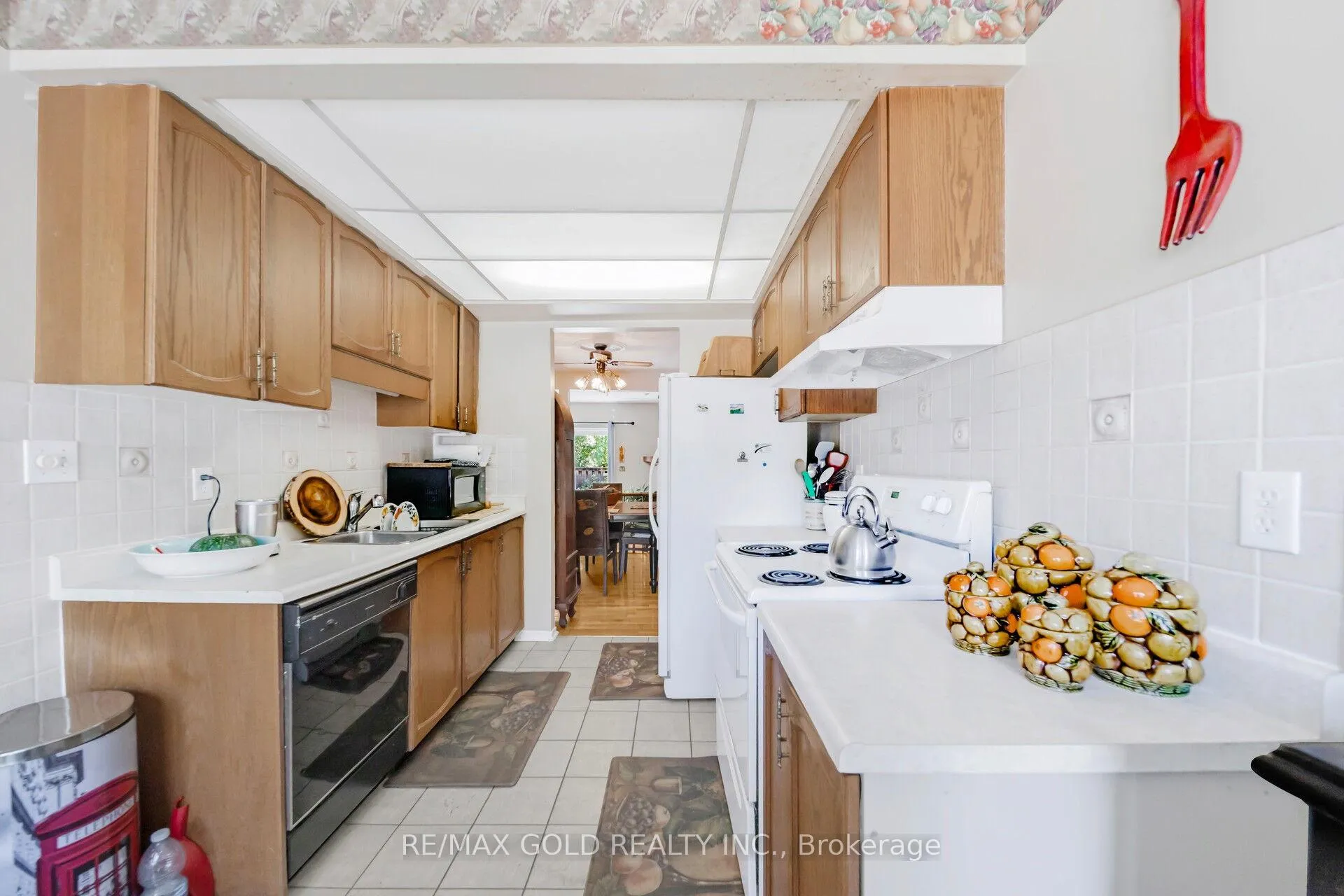 Photo 9 of Unit 8, 494 Barton Street, Hamilton, Stoney Creek — HOMEH