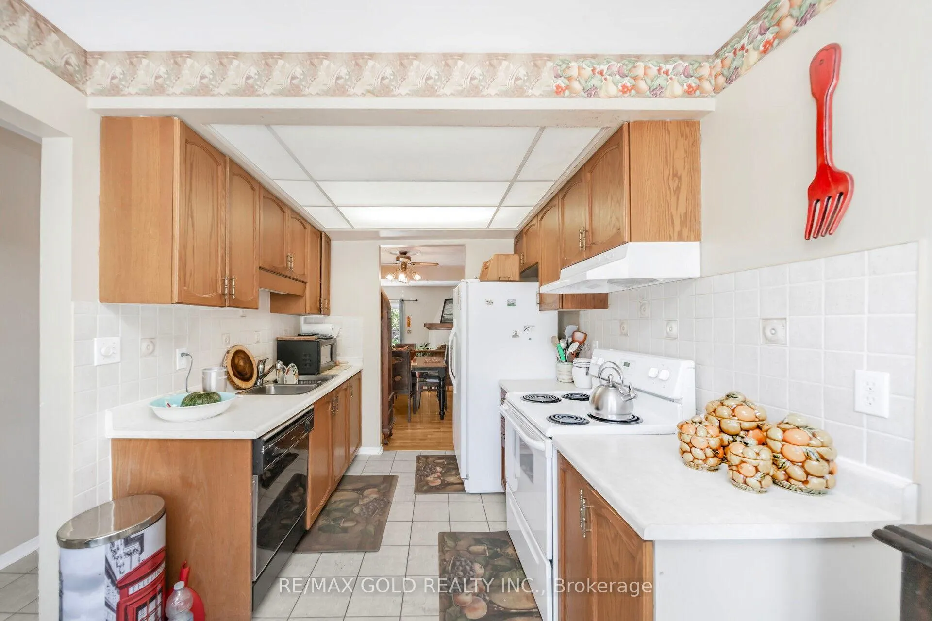 Photo 14 of Unit 8, 494 Barton Street, Hamilton, Stoney Creek — HOMEH
