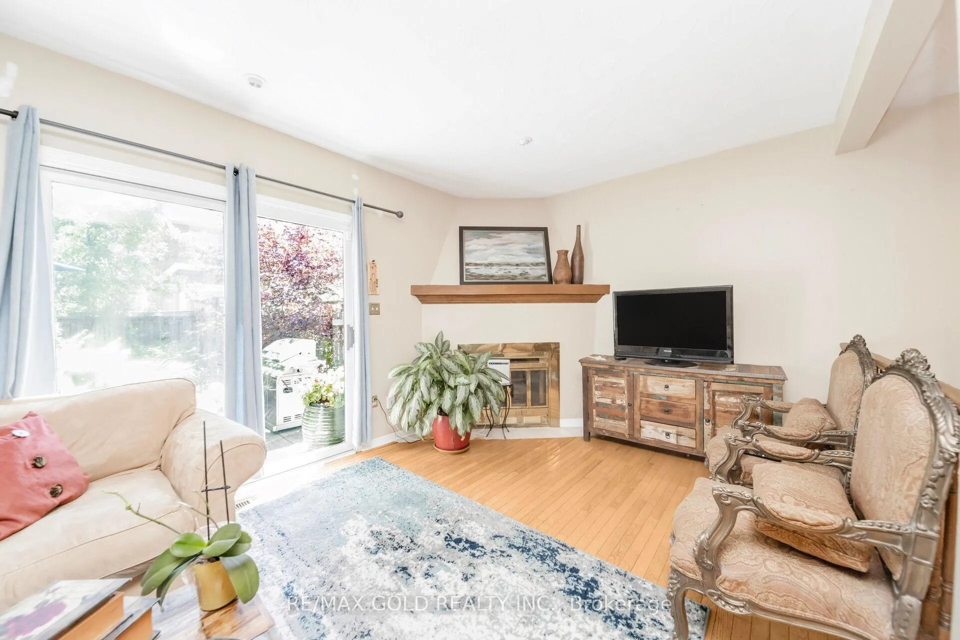 Photo 21 of Unit 8, 494 Barton Street, Hamilton, Stoney Creek — HOMEH