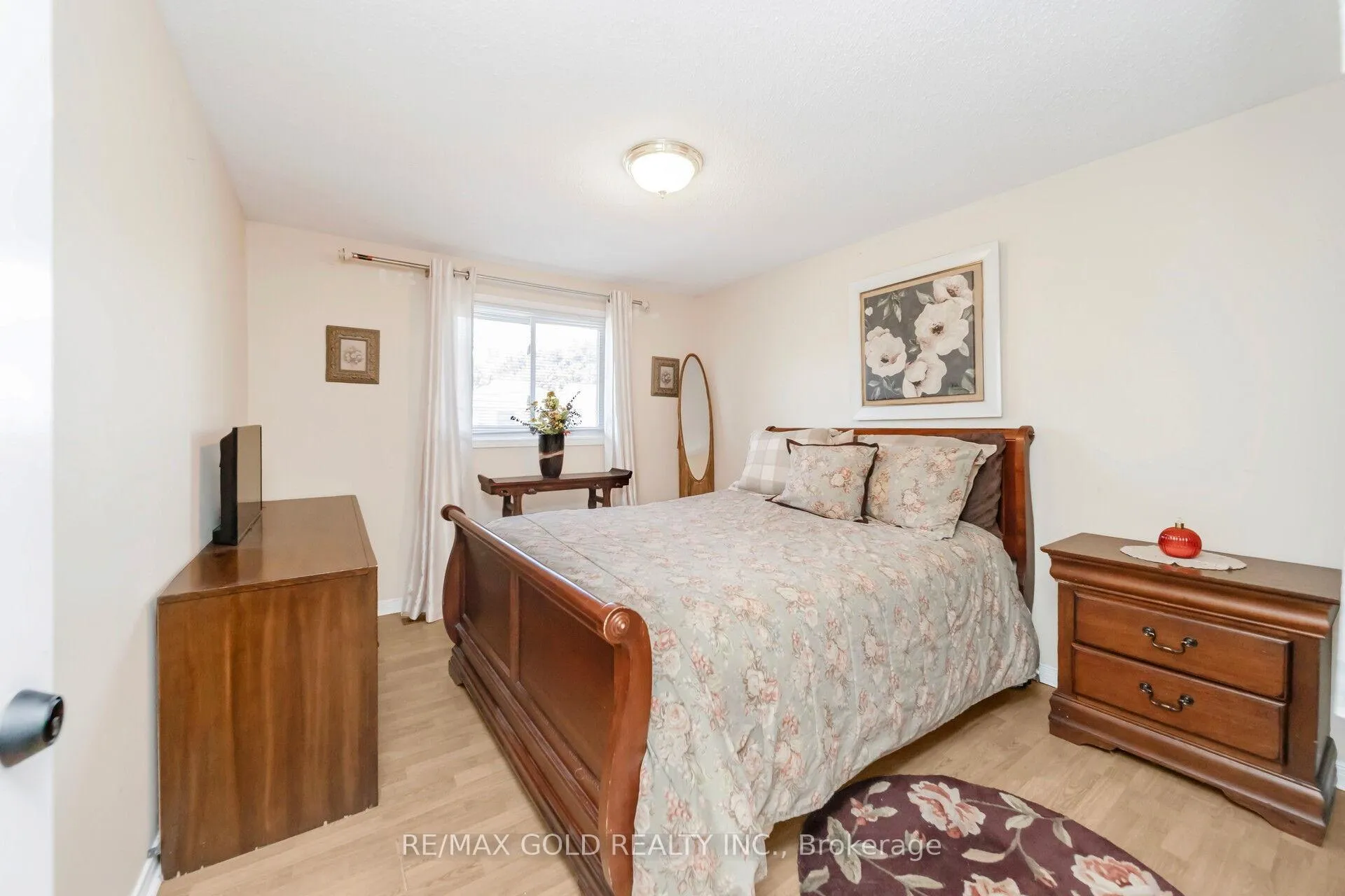 Photo 31 of Unit 8, 494 Barton Street, Hamilton, Stoney Creek — HOMEH