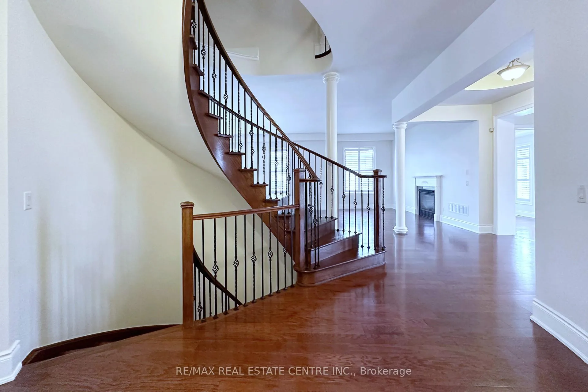 Photo 14 of 18 Solstice Street, Brampton, Bram East — HOMEH