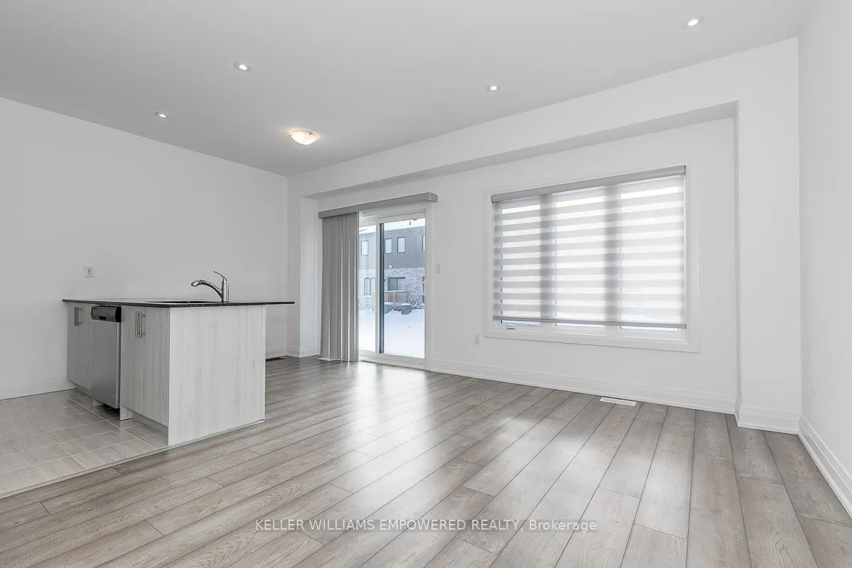 Photo 6 of 155 Gateland Drive, Barrie, Painswick South — HOMEH
