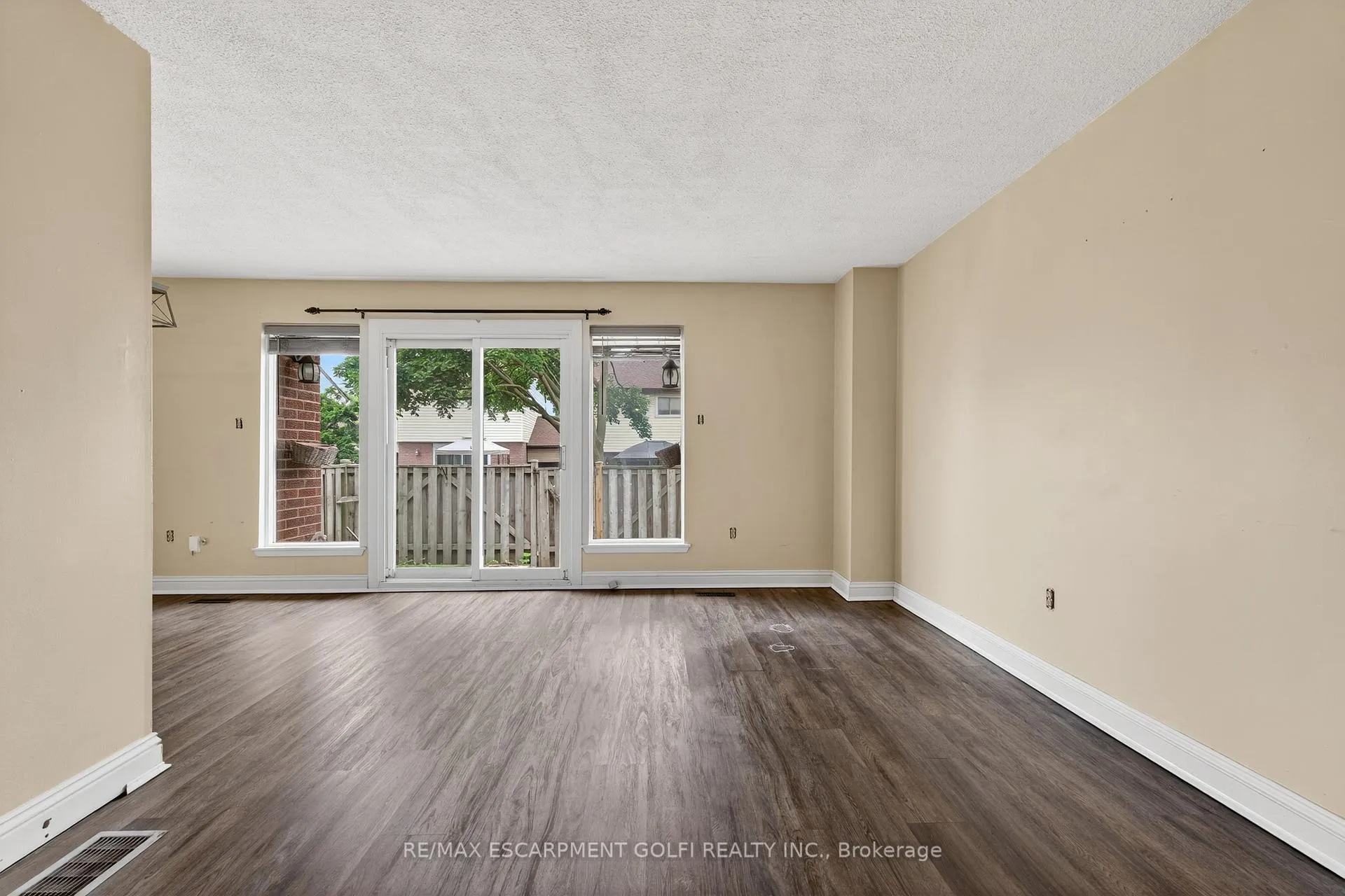 Photo 13 of Unit 7, 59 Queenslea Drive, Hamilton, Quinndale — HOMEH