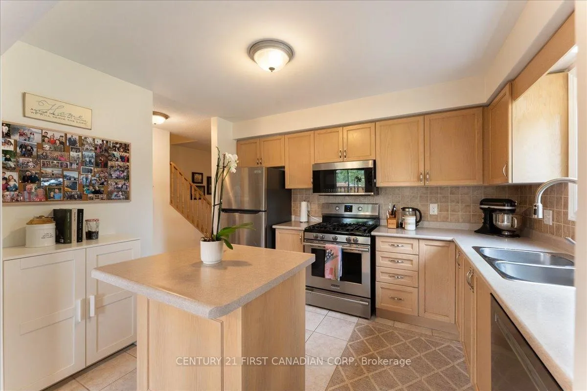Photo 11 of Unit 1, 40 Braemar Avenue, Haldimand — HOMEH