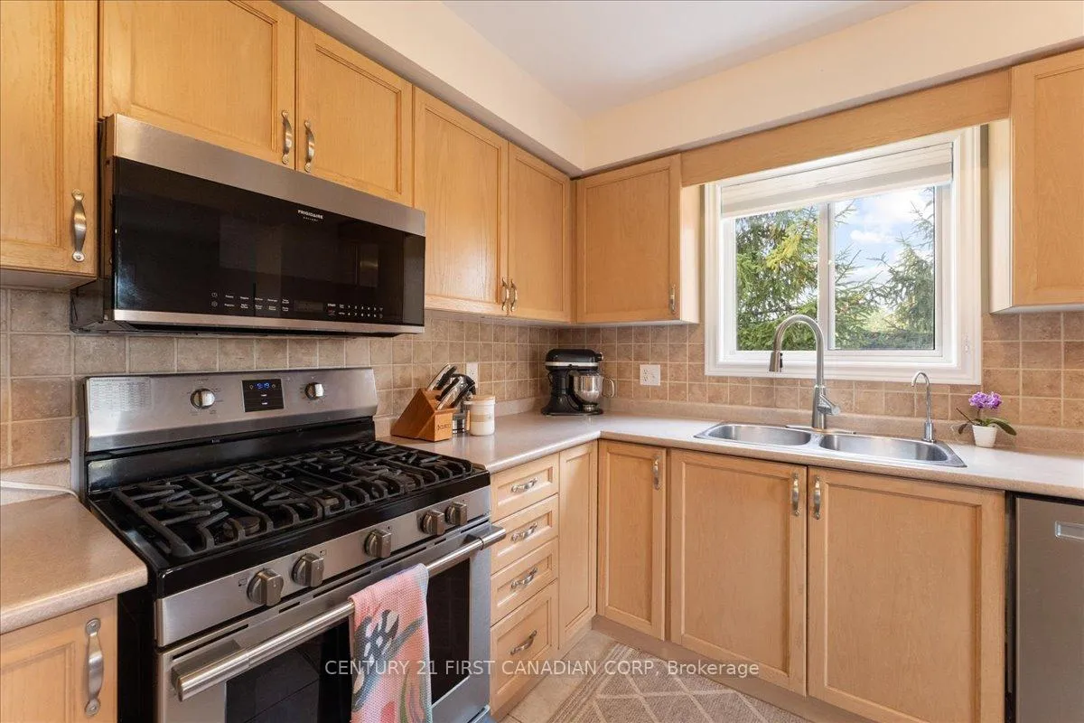 Photo 12 of Unit 1, 40 Braemar Avenue, Haldimand — HOMEH