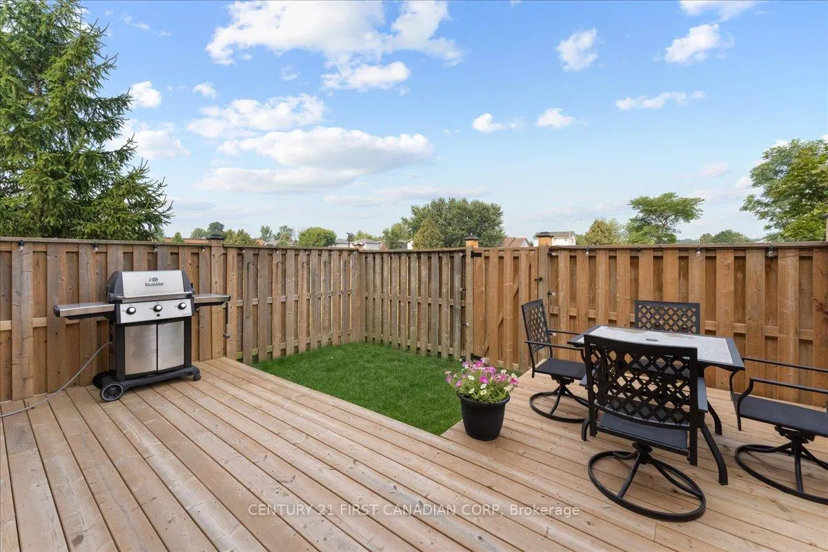 Photo 37 of Unit 1, 40 Braemar Avenue, Haldimand — HOMEH