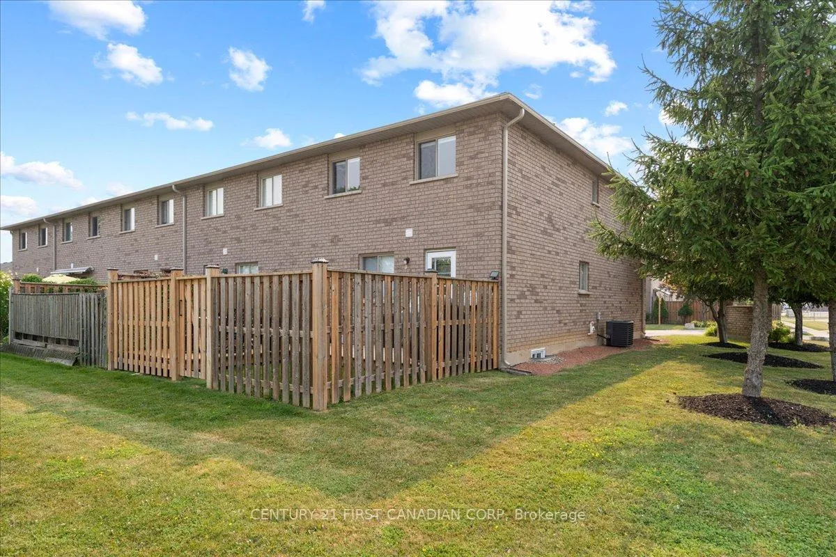 Photo 42 of Unit 1, 40 Braemar Avenue, Haldimand — HOMEH