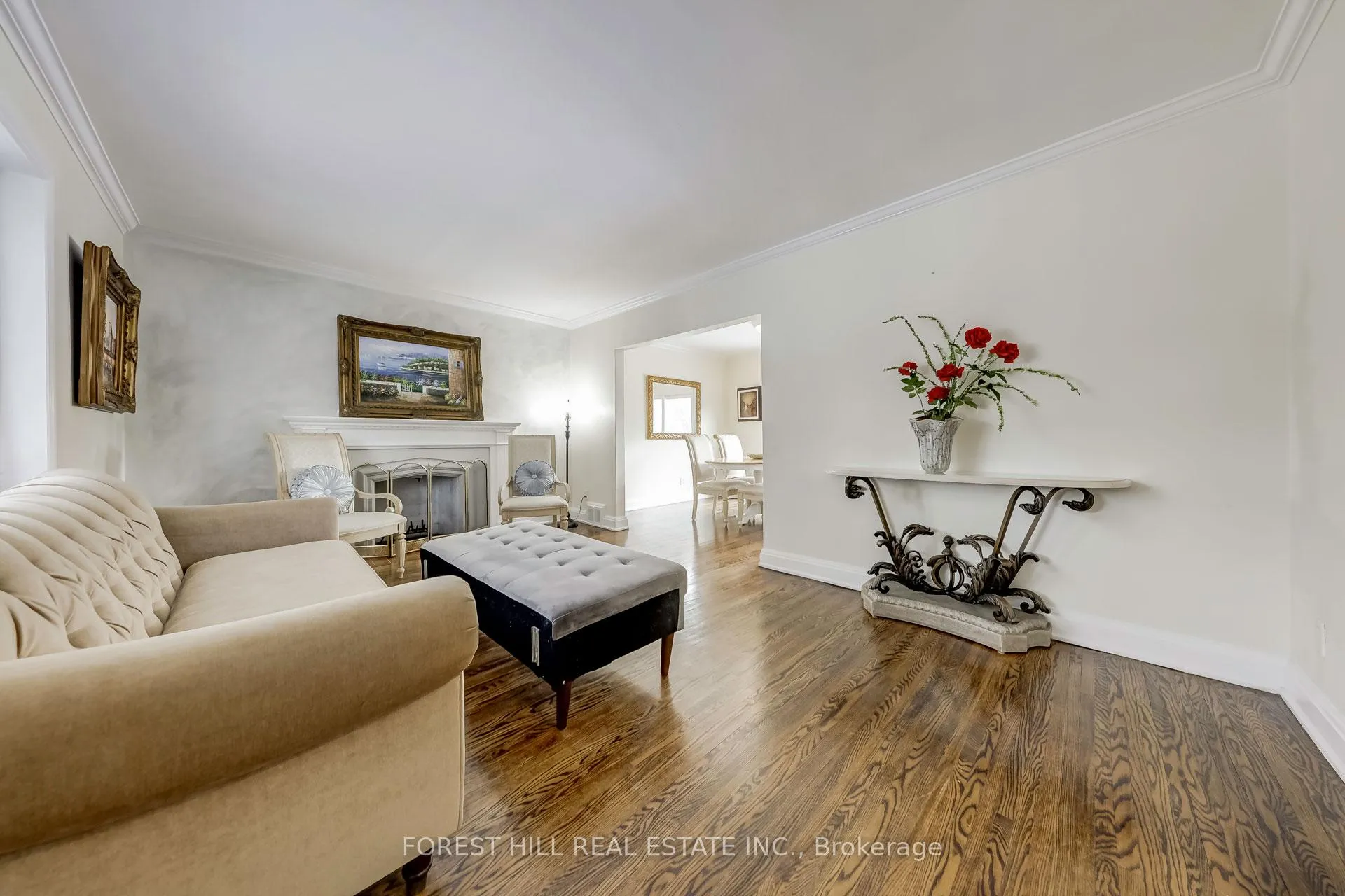 Photo 9 of 101 Brookview Drive, Toronto, Englemount-Lawrence — HOMEH
