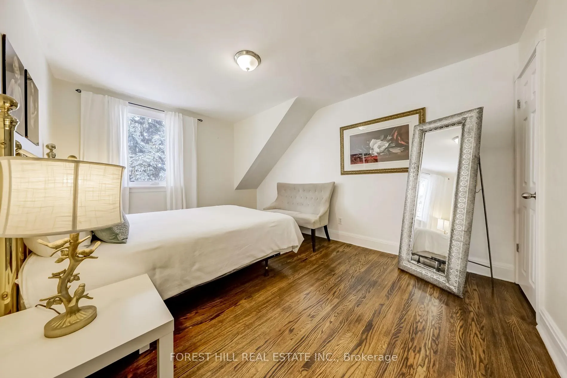 Photo 21 of 101 Brookview Drive, Toronto, Englemount-Lawrence — HOMEH
