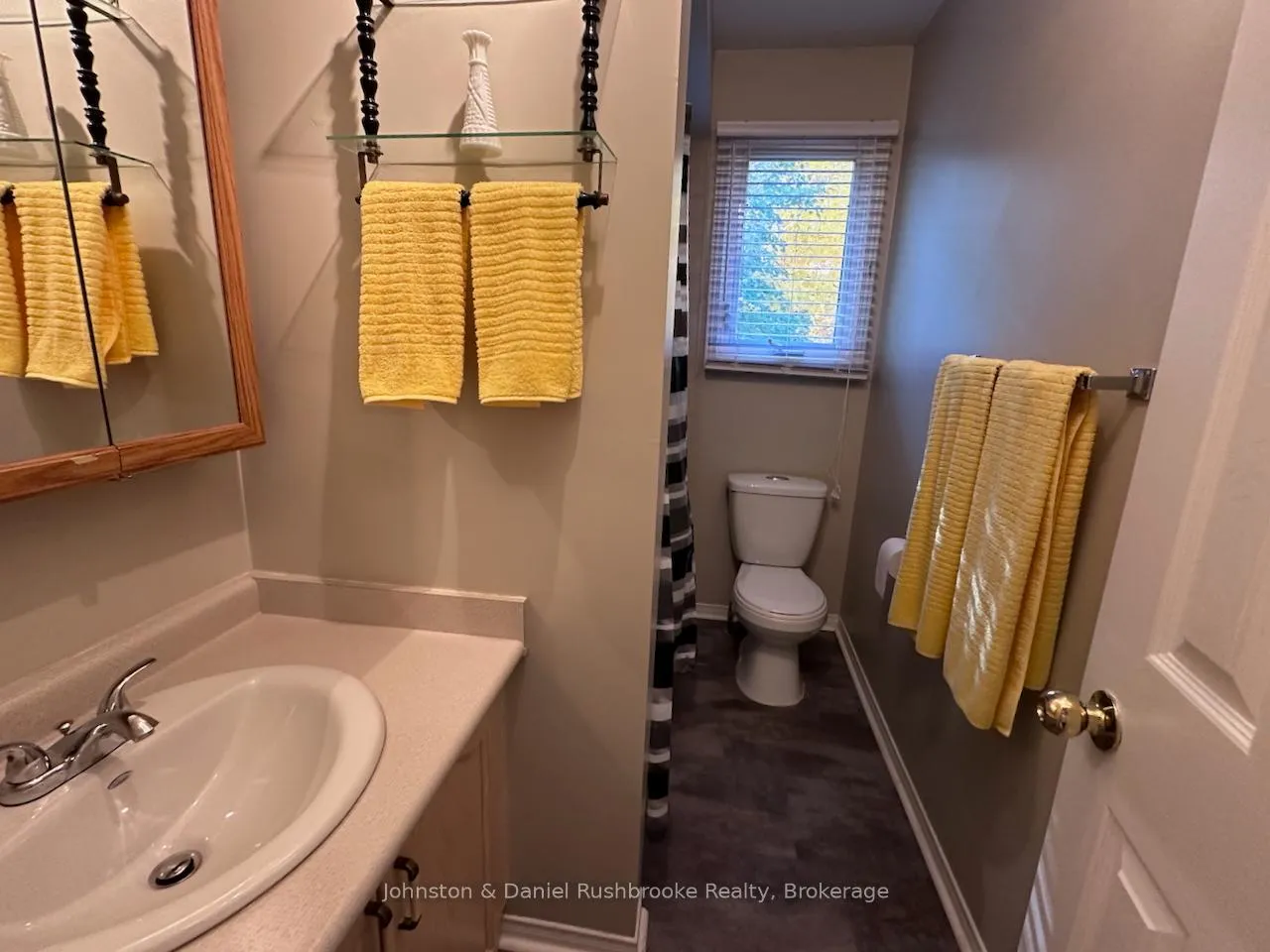Photo 22 of 93 Shoreline Drive, Bracebridge, Macaulay — HOMEH